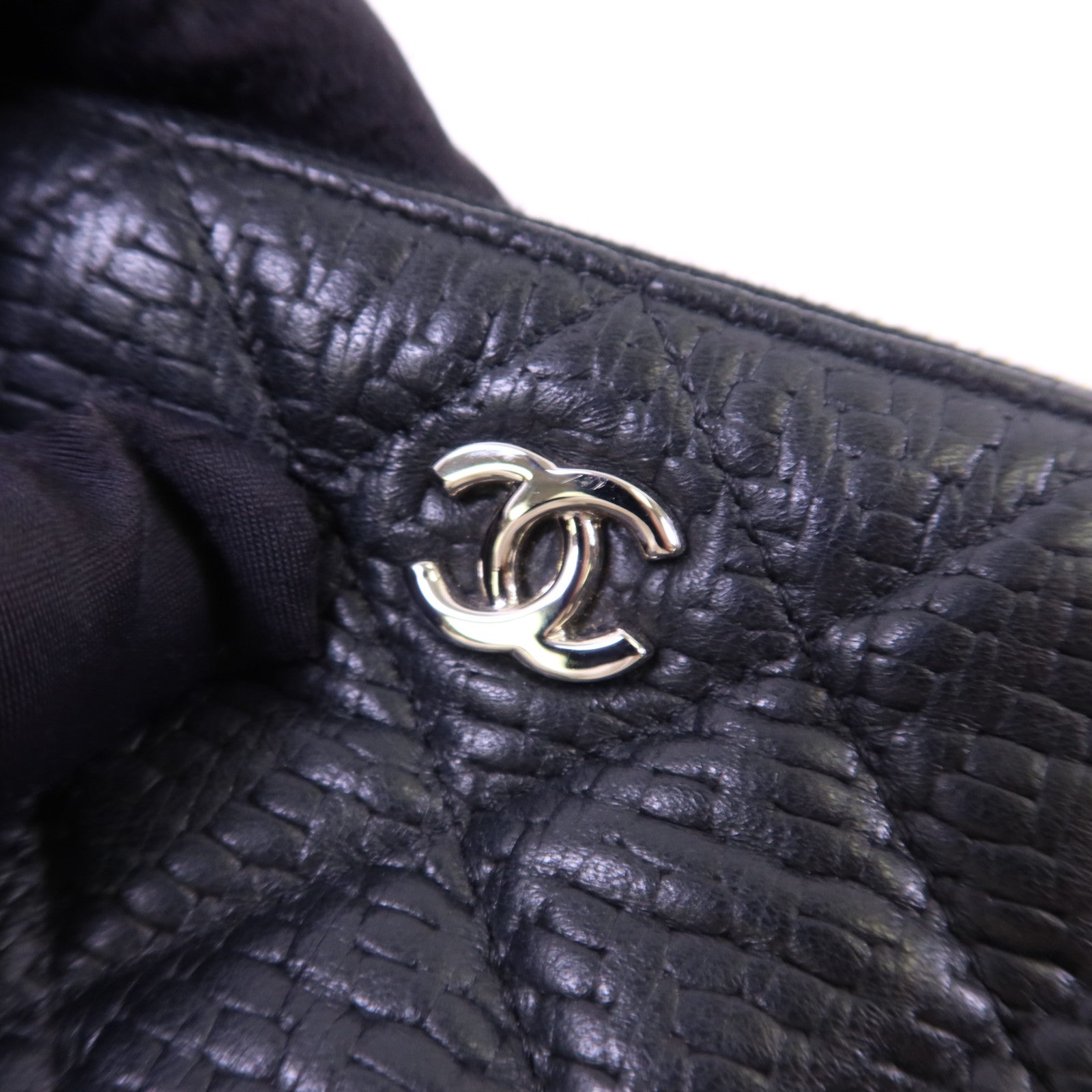 CHANEL 羊皮皮革Pouch銀扣手拿包