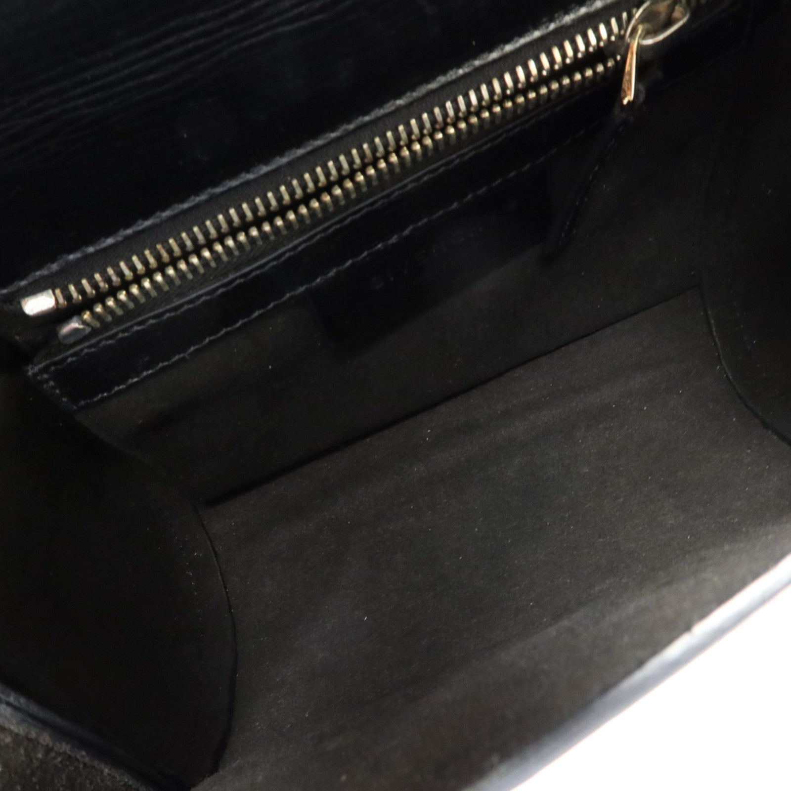 GIVENCHY 牛皮皮革Pandora Box銀扣肩背袋