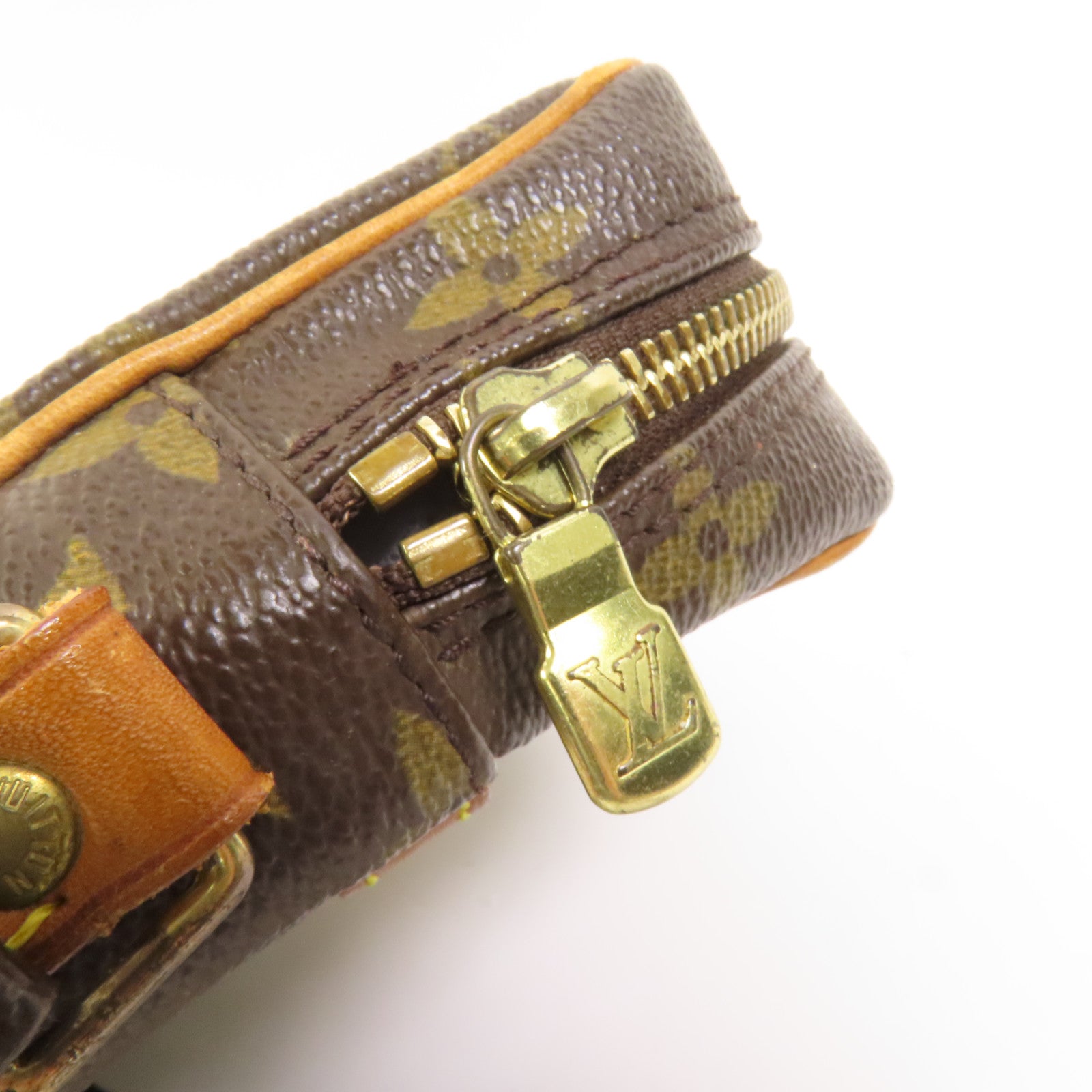 LOUIS VUITTON Monogram Danube金扣肩背袋