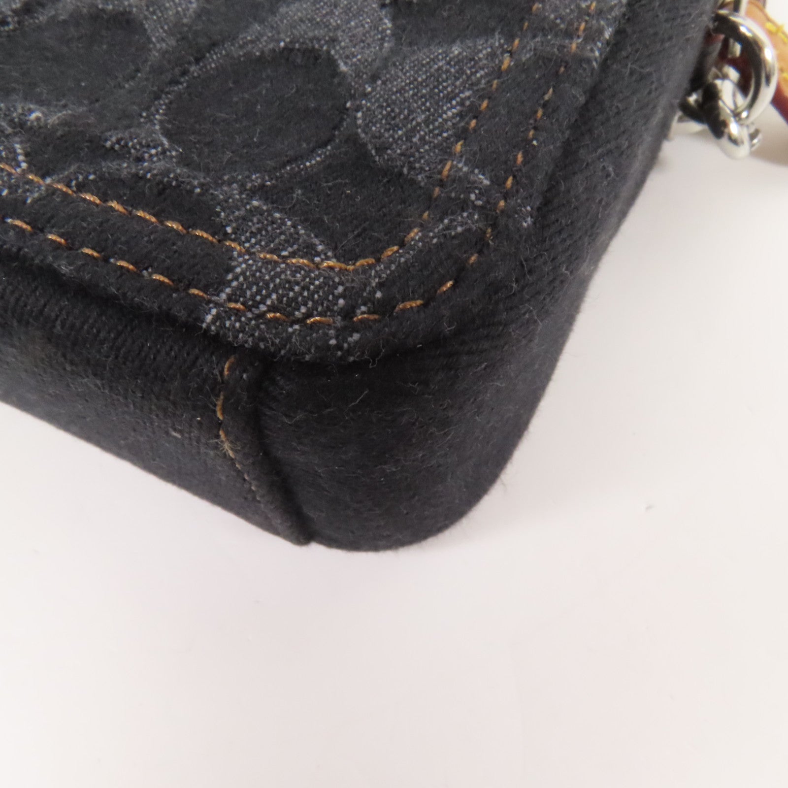 COACH 帆布Shoulder Bag銀扣肩背袋