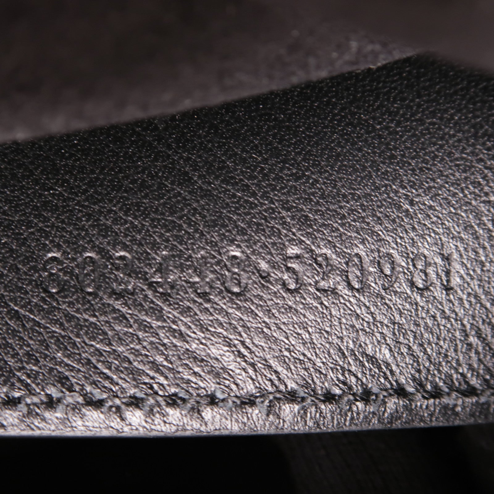 GUCCI 漆皮皮革GG Marmont Small Camera Bag金扣肩背袋