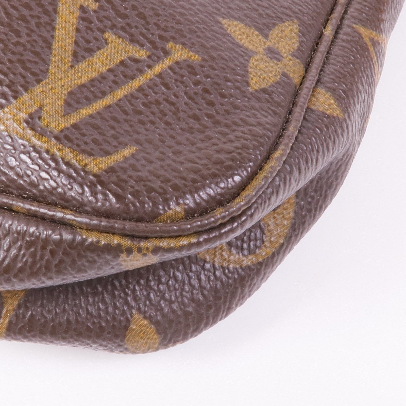 LOUIS VUITTON Monogram Pochette Accessoires金扣手挽袋棕色