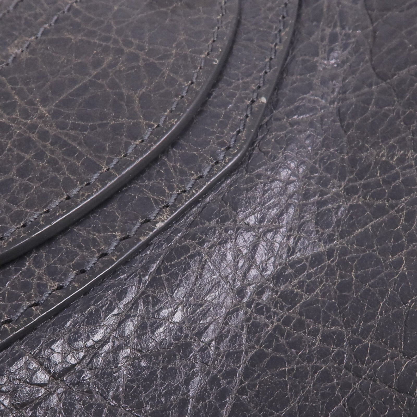 BALENCIAGA 牛皮皮革Motorcycle Clutch金扣手拿包