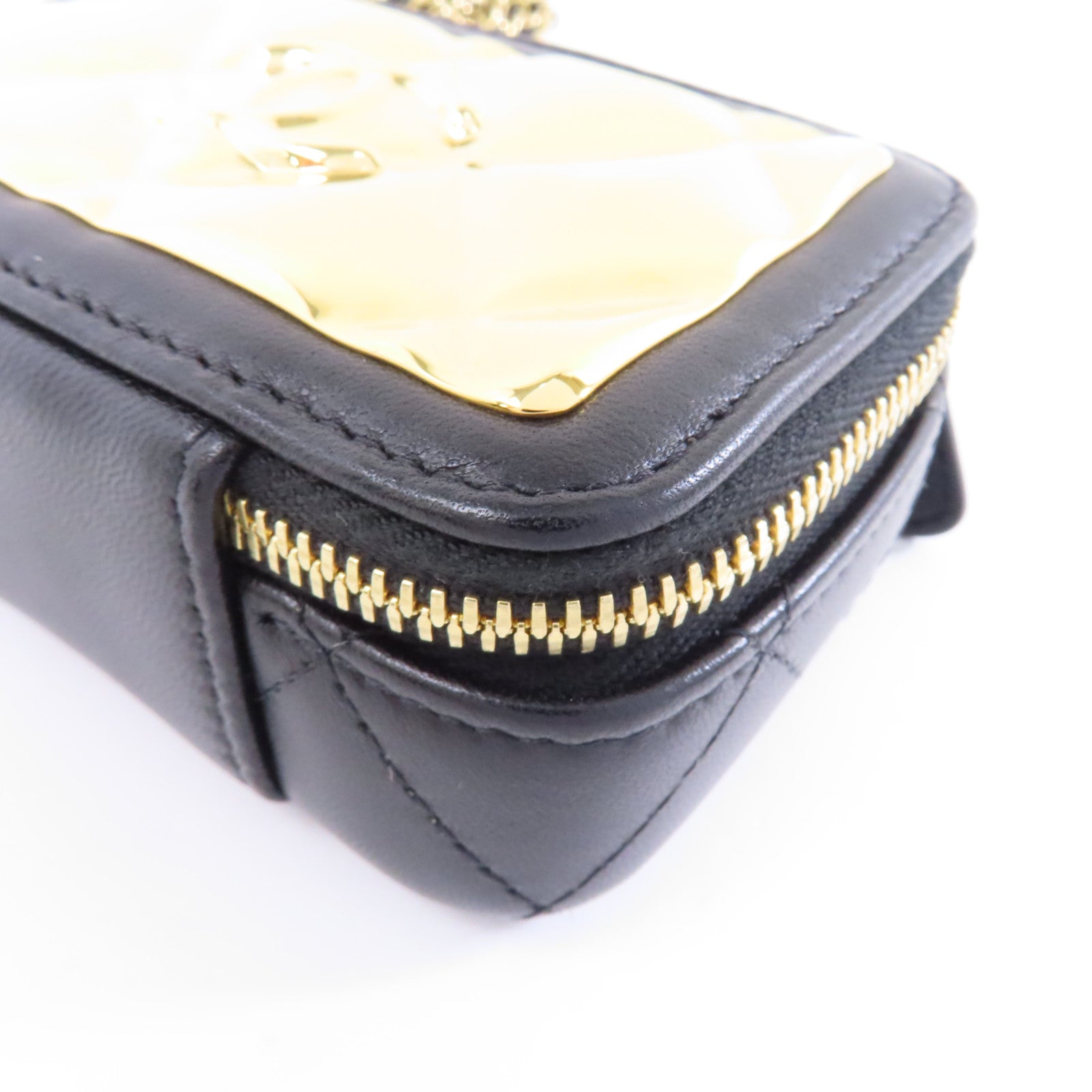 CHANEL 菱格羊皮皮革金Clutch With Chain金扣鏈帶肩背袋黑色/金色