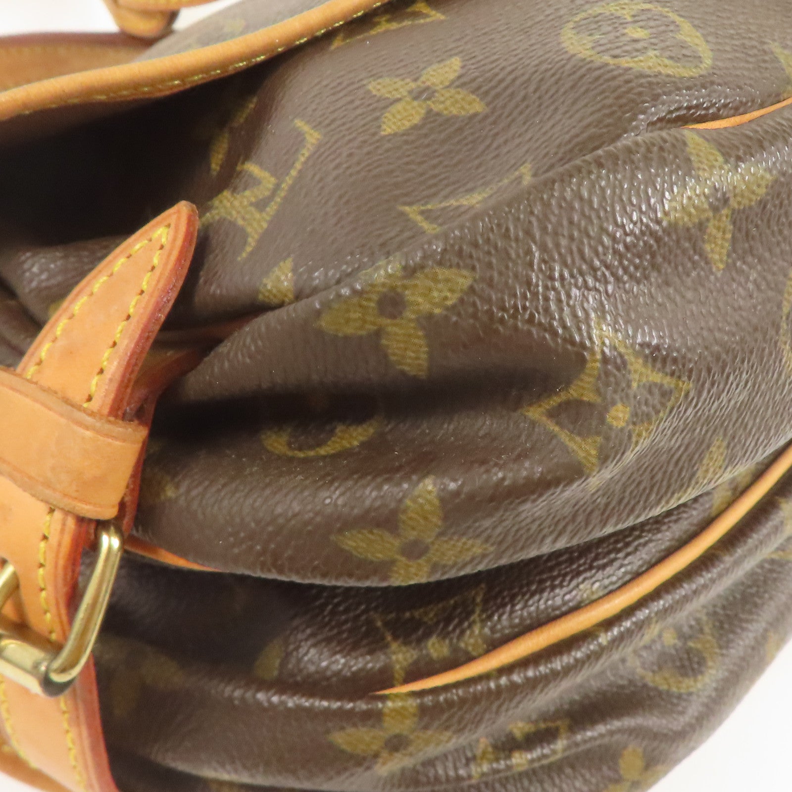LOUIS VUITTON LV GHW Saumur 30 Shoulder Bag M42256 Monogram Brown