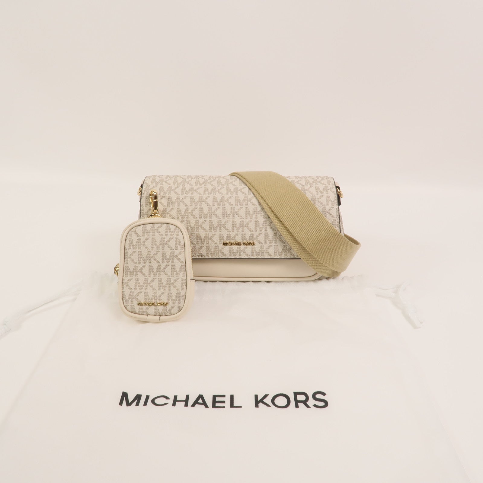 Michael Kors 塗層帆布Jet Set Travel Flap肩背袋