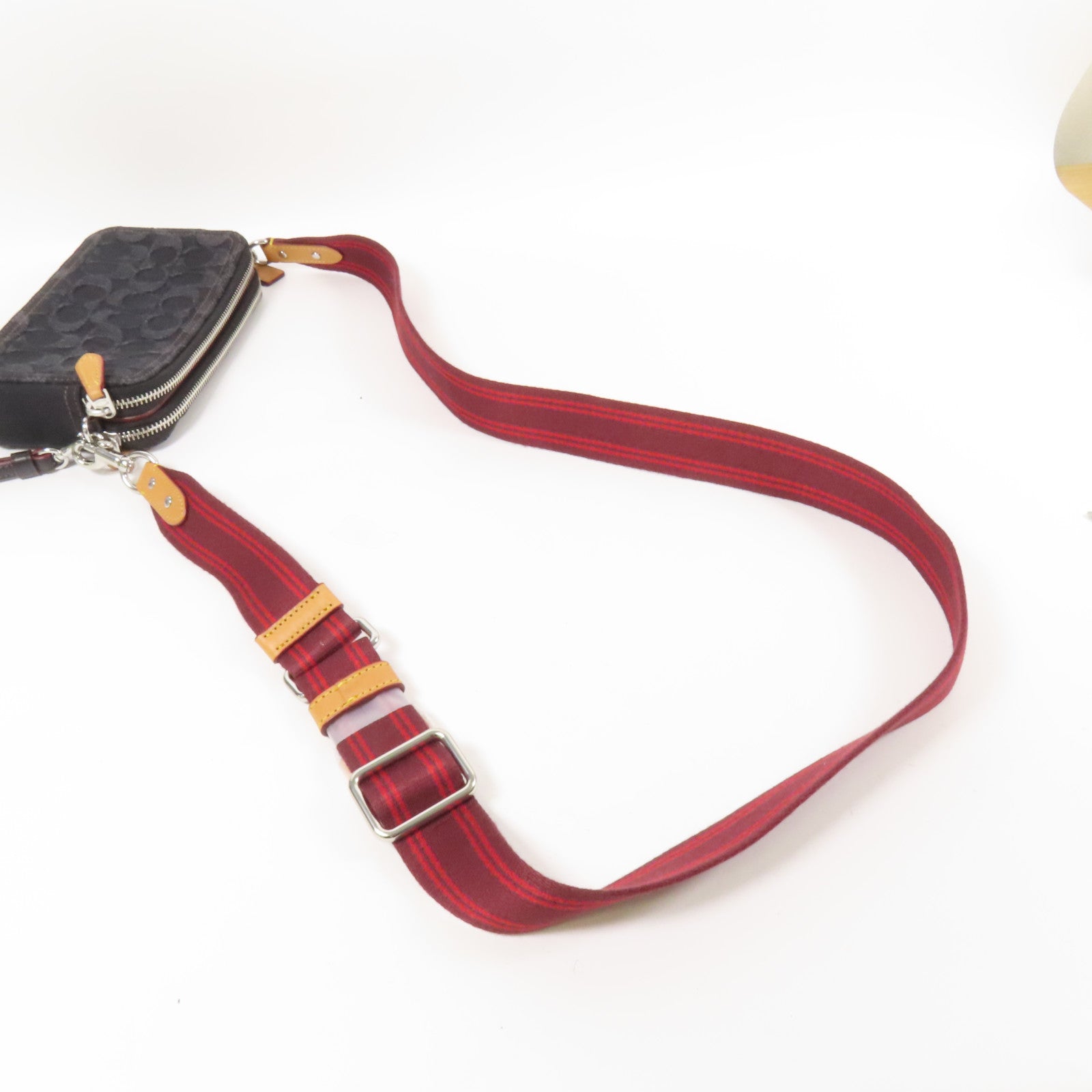 COACH 帆布Shoulder Bag銀扣肩背袋