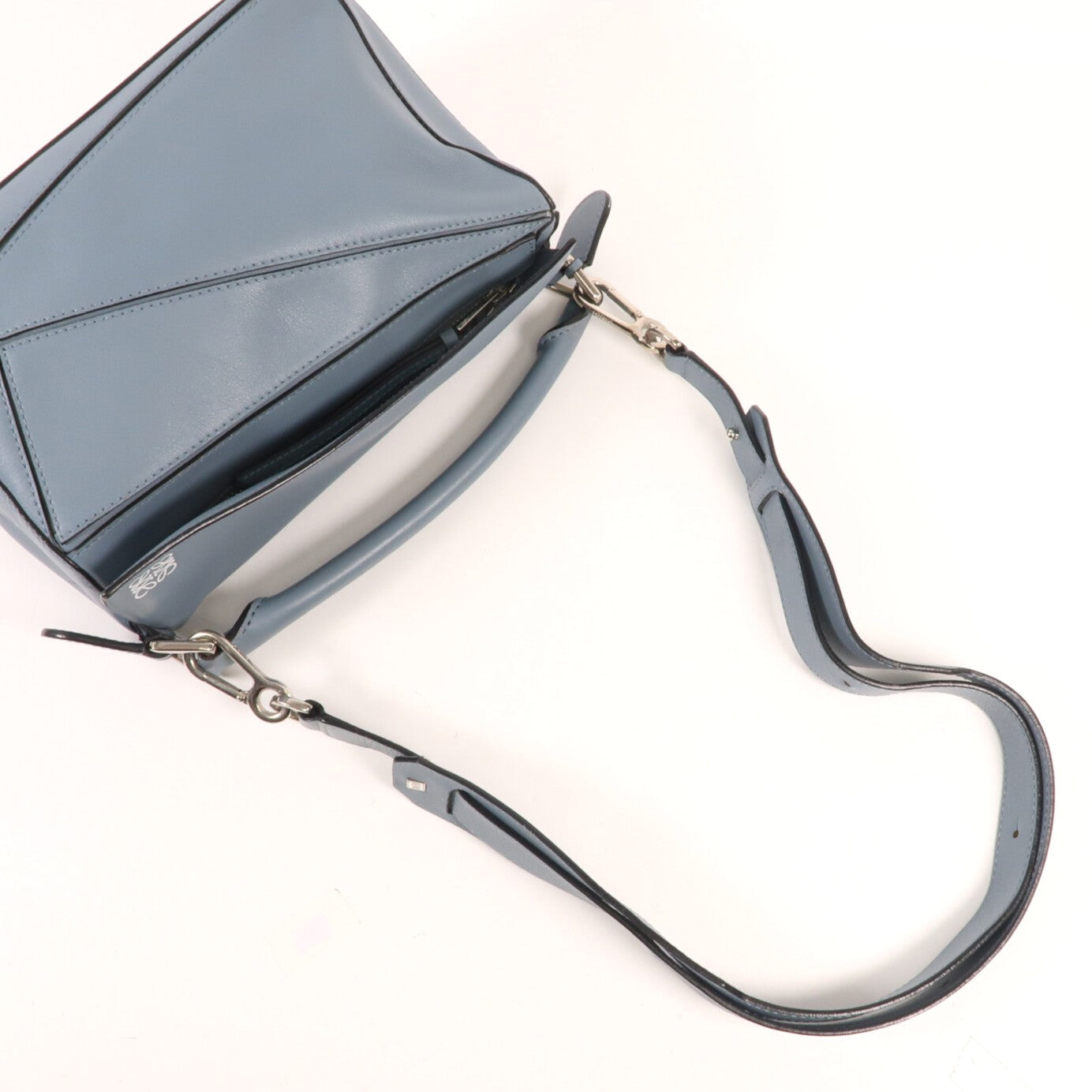 LOEWE 牛皮皮革Puzzle Small銀扣手挽肩背兩用袋