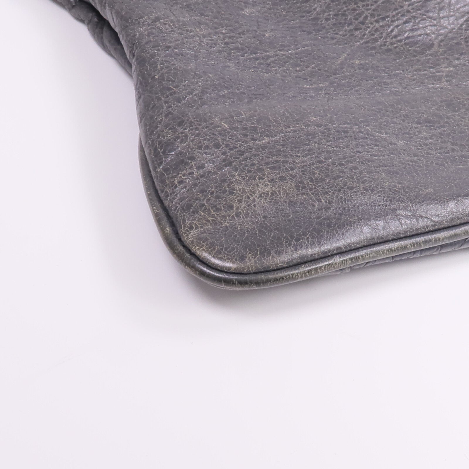 BALENCIAGA 牛皮皮革Motorcycle Clutch金扣手拿包