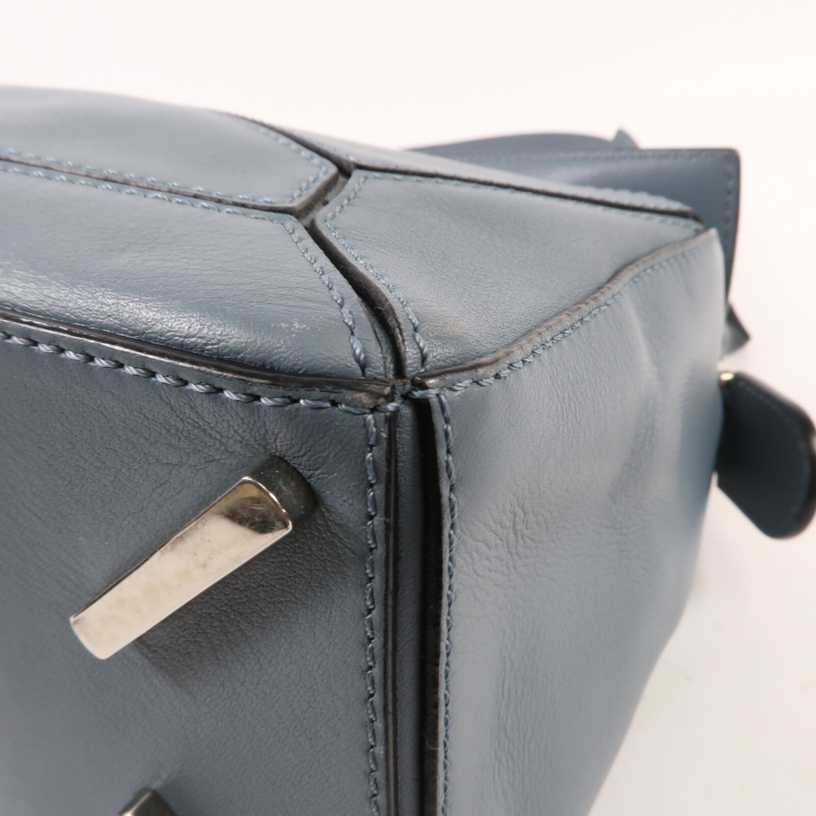 LOEWE 牛皮皮革Puzzle Small銀扣手挽肩背兩用袋