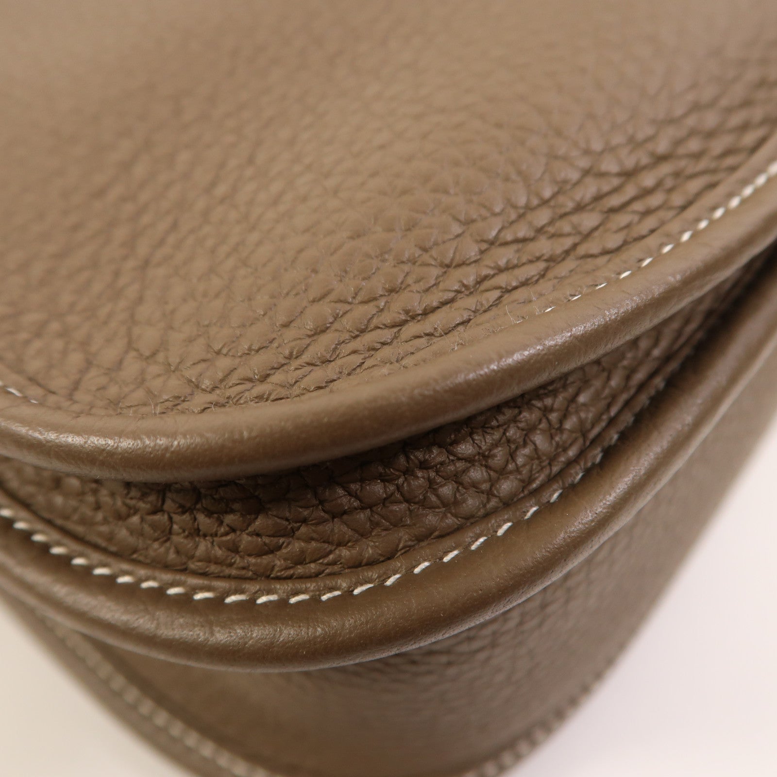 HERMES Clemence皮革Evelyne PM銀扣肩背袋Etoupe