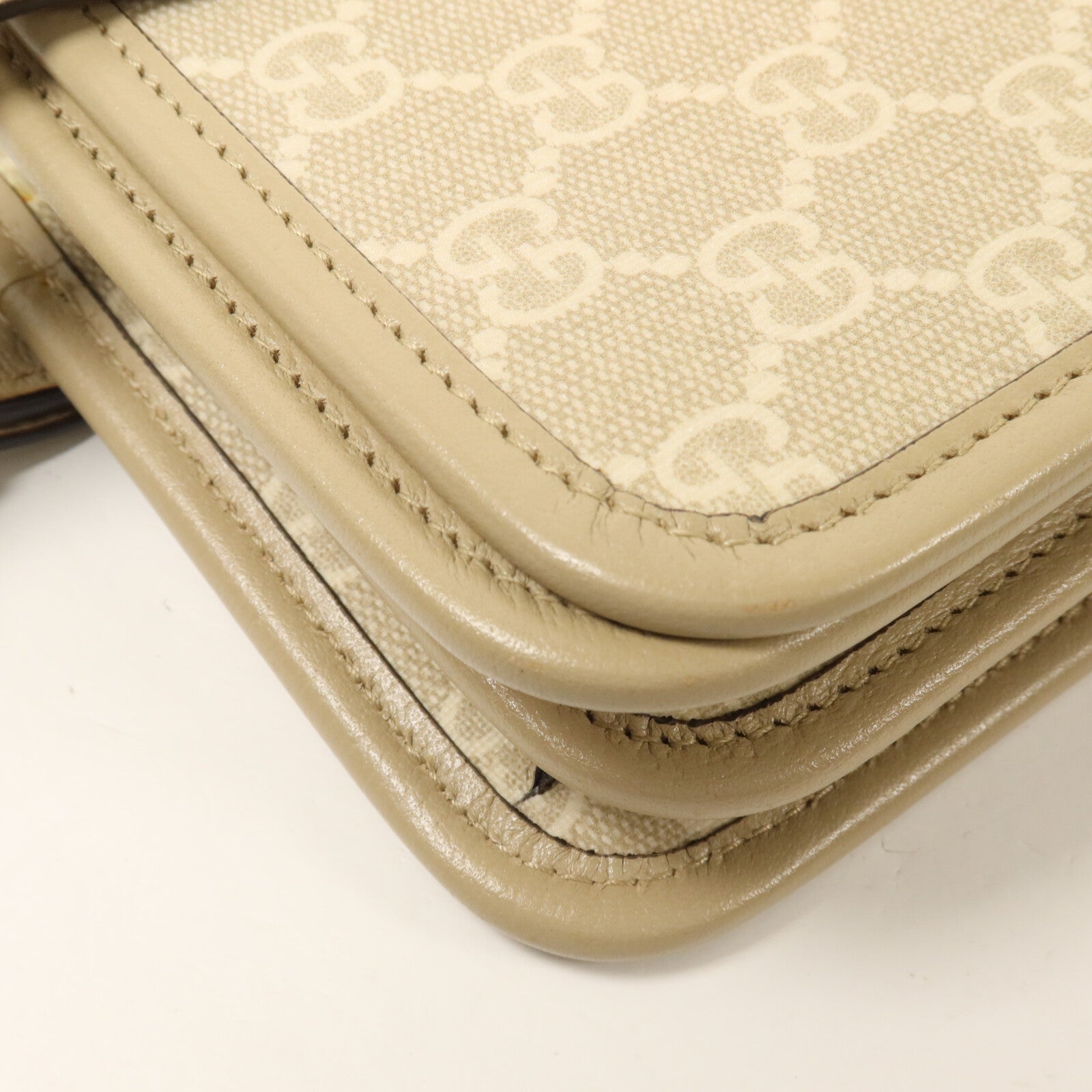 GUCCI 塗層帆布Retro GG Supreme肩背袋