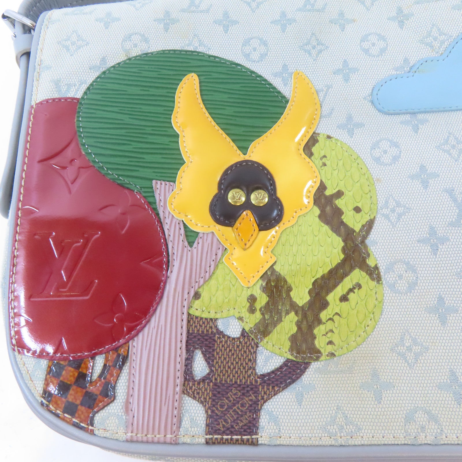 LOUIS VUITTON Monogram Mini Musette Comte De Fe銀扣肩背袋灰色/米白色