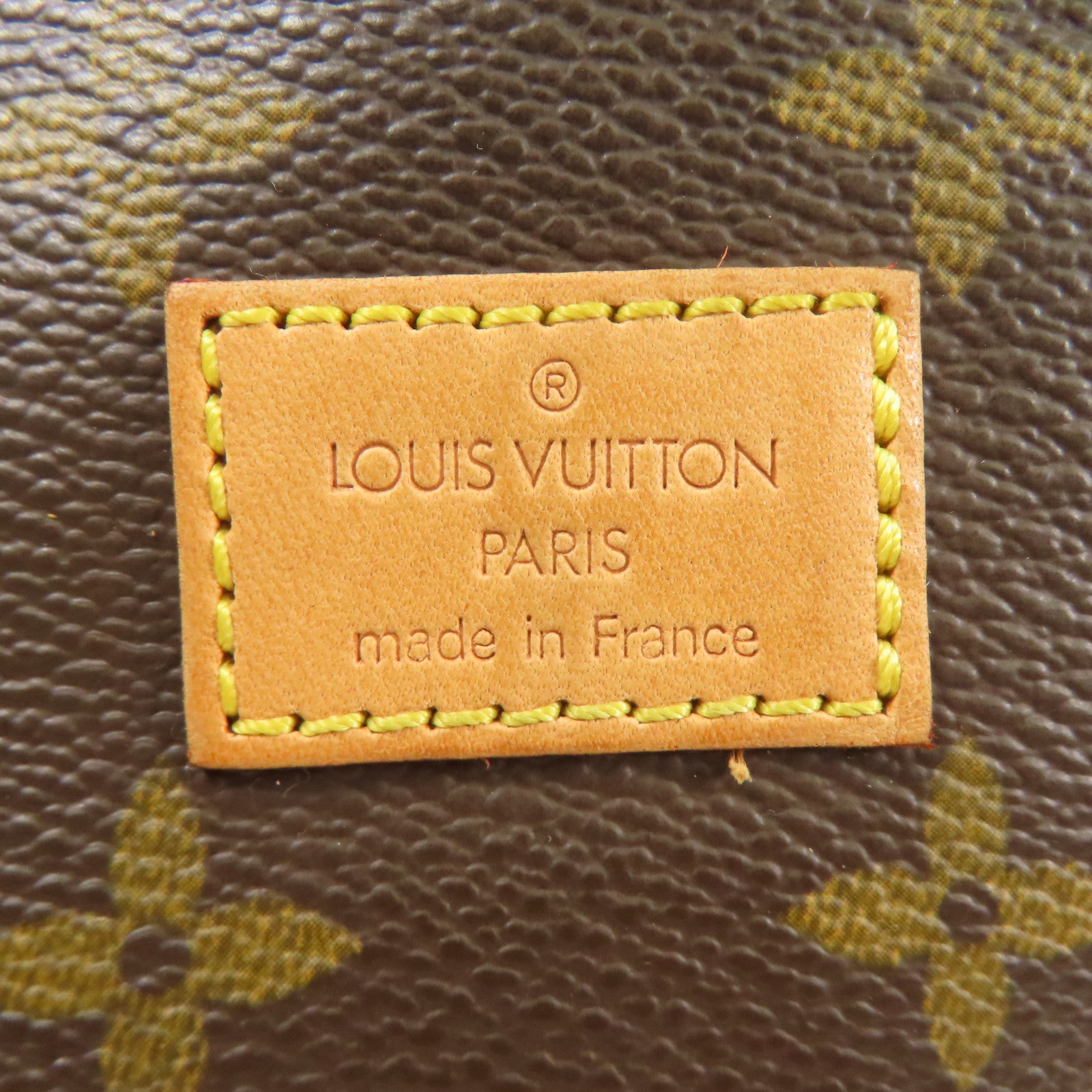 LOUIS VUITTON LV GHW Saumur 30 Shoulder Bag M42256 Monogram Brown