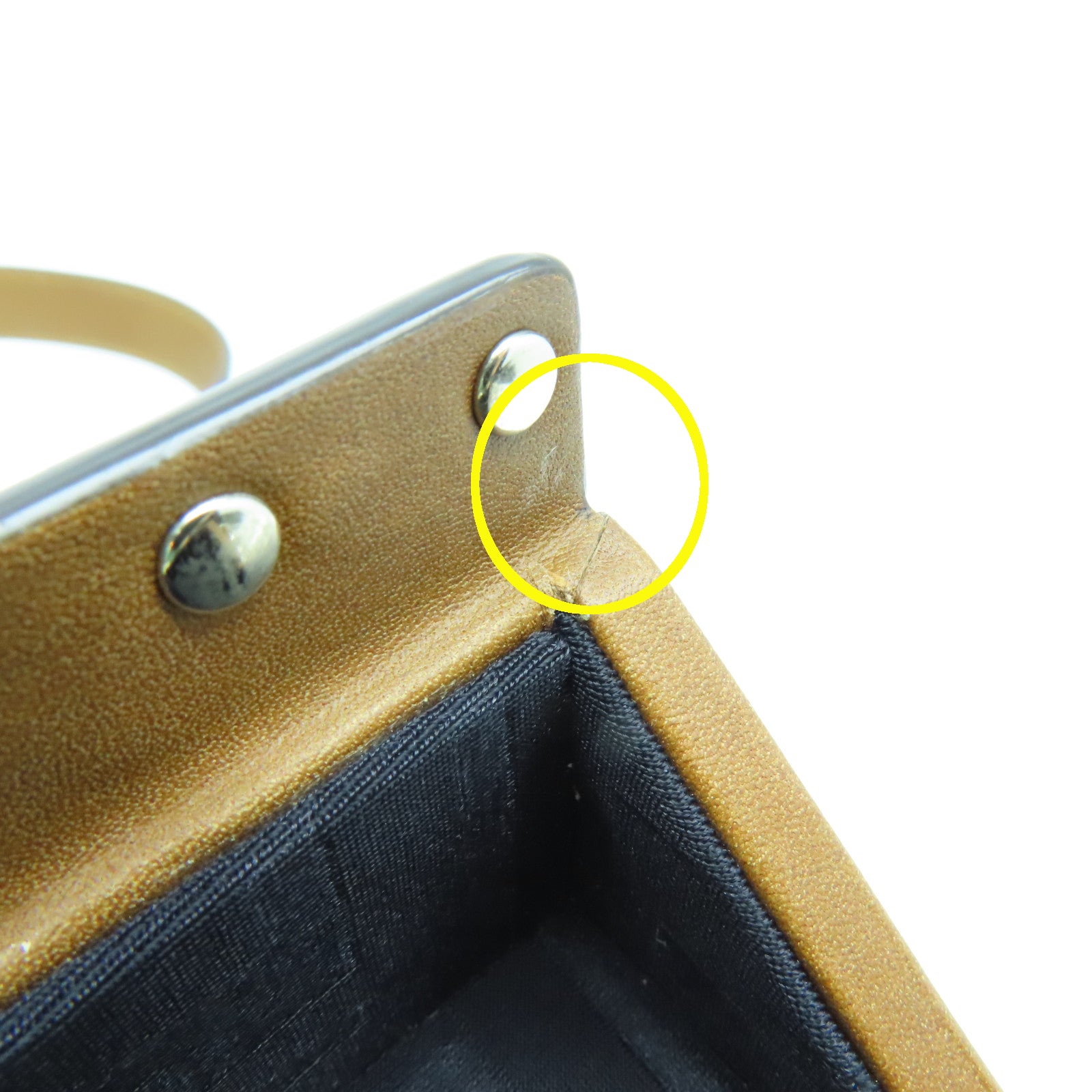 FENDI 牛皮皮革Baguette Trunk Mini Bag银扣肩背袋肩背袋啡色