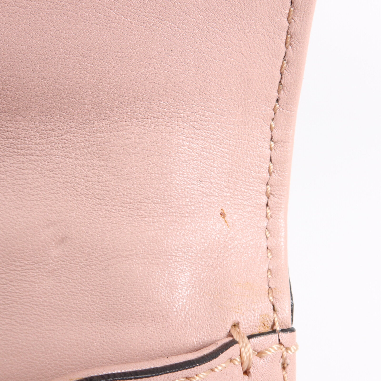 Valentino 牛皮皮革Garavani Glam Lock鏈帶肩背袋