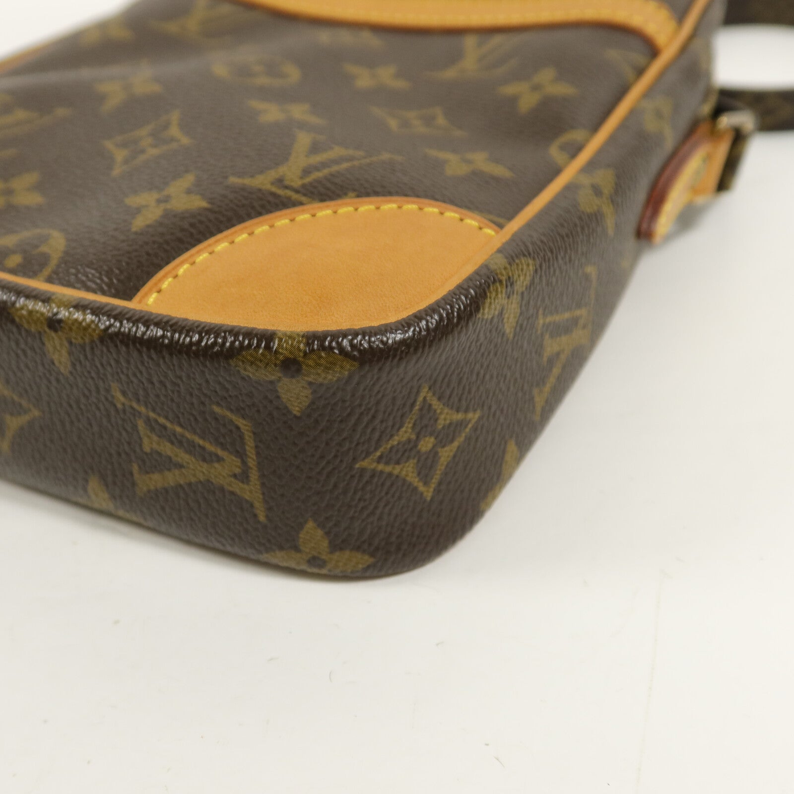 LOUIS VUITTON Monogram Danube肩背袋