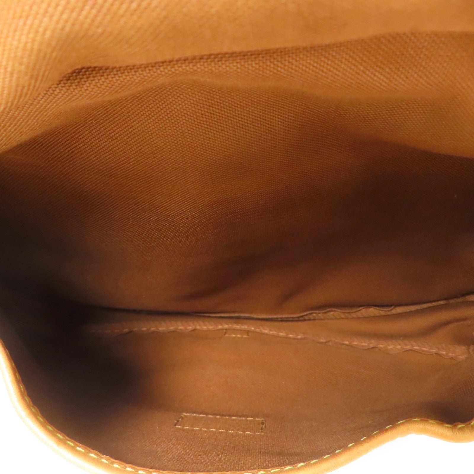 LOUIS VUITTON LV GHW Saumur 30 Shoulder Bag M42256 Monogram Brown