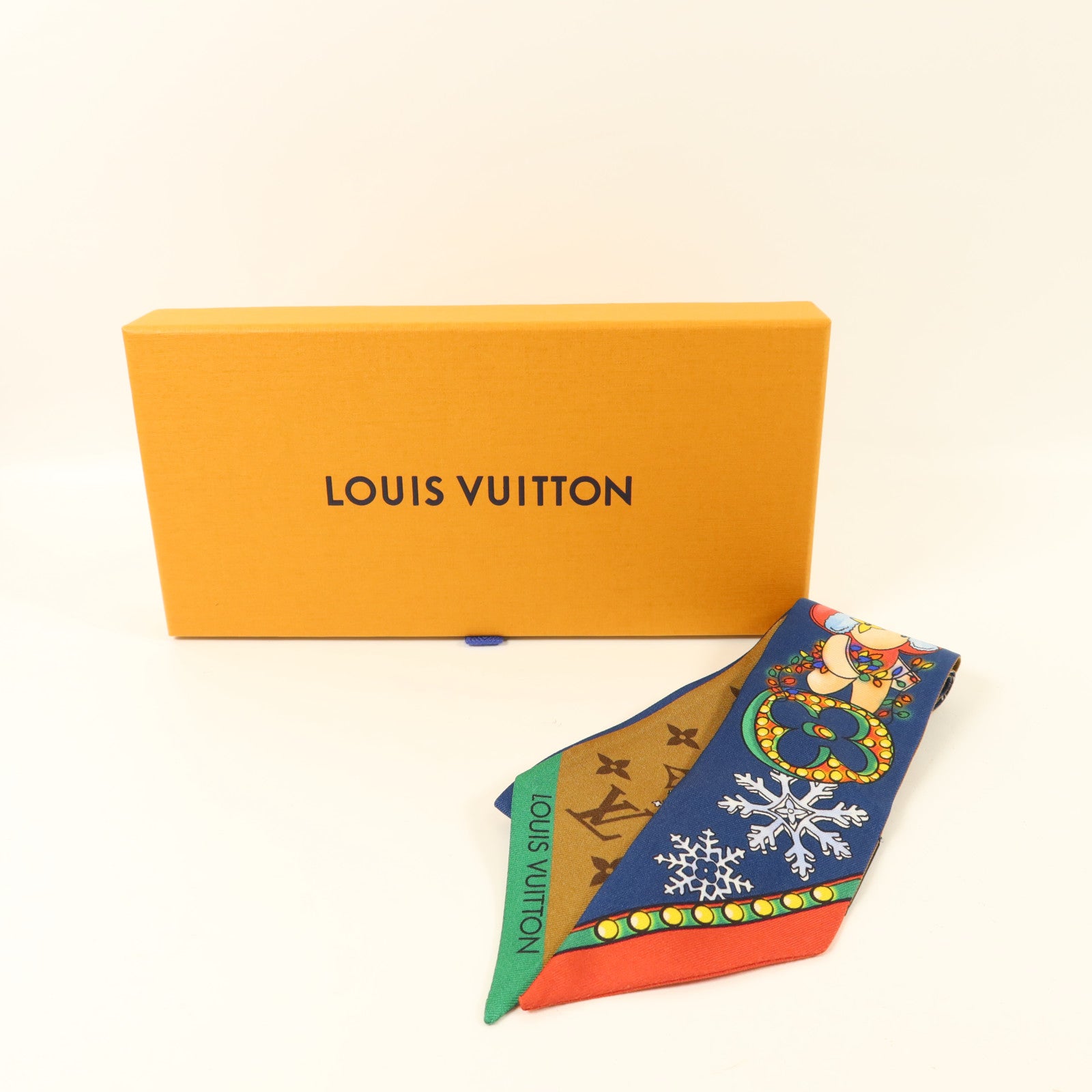 LOUIS VUITTON 絲質Vivienne Winter Celebration BB絲巾