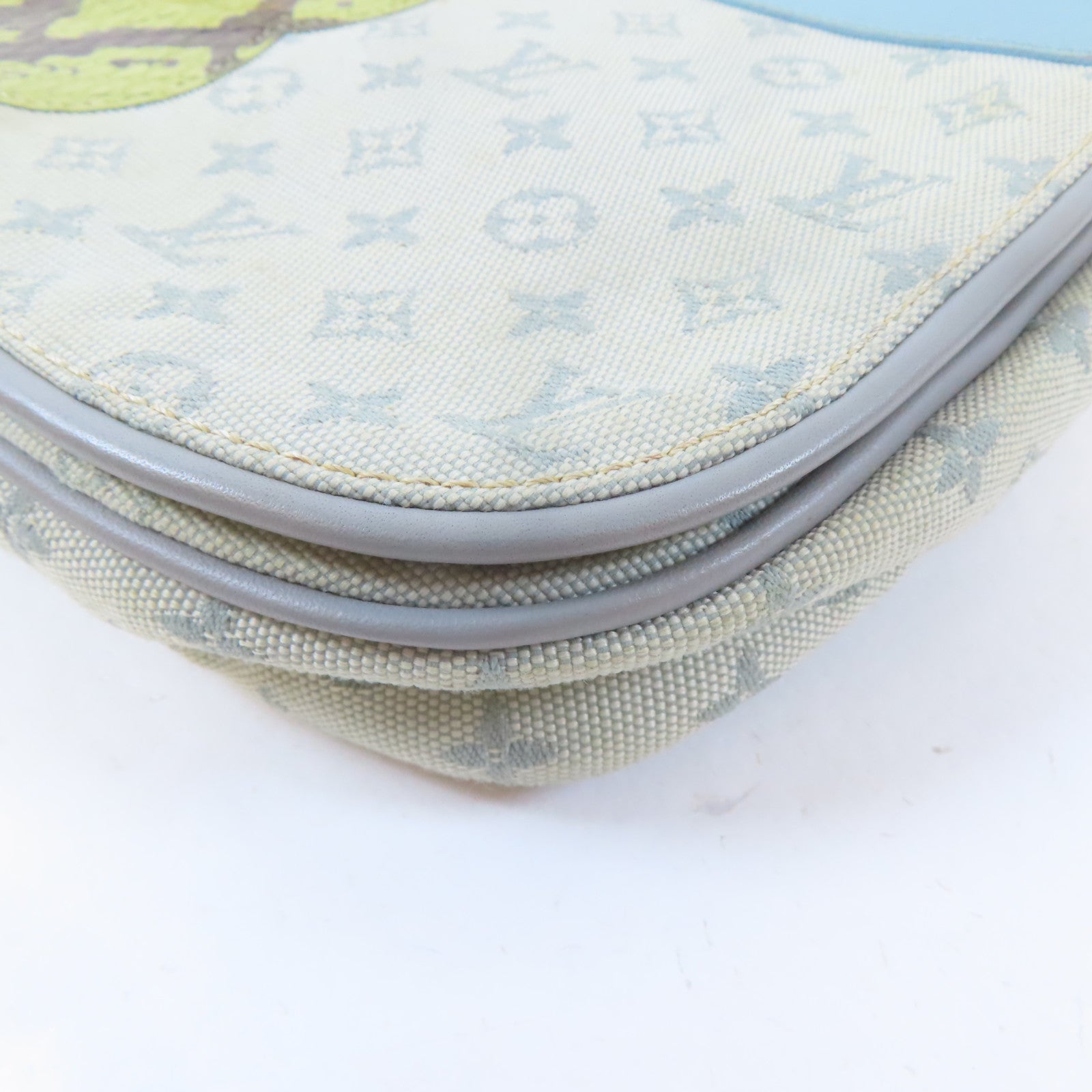 LOUIS VUITTON Monogram Mini Musette Comte De Fe銀扣肩背袋灰色/米白色