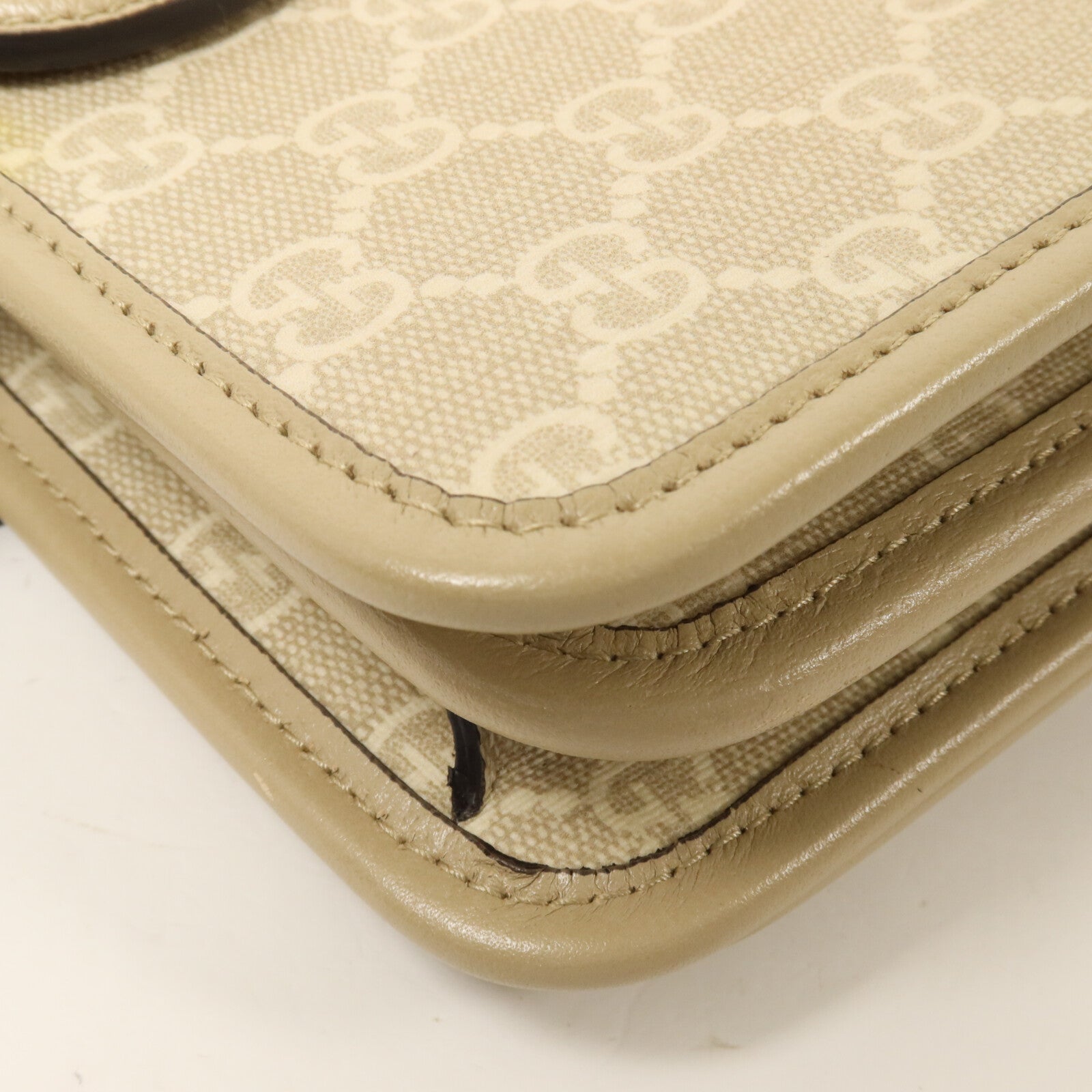 GUCCI 塗層帆布Retro GG Supreme肩背袋