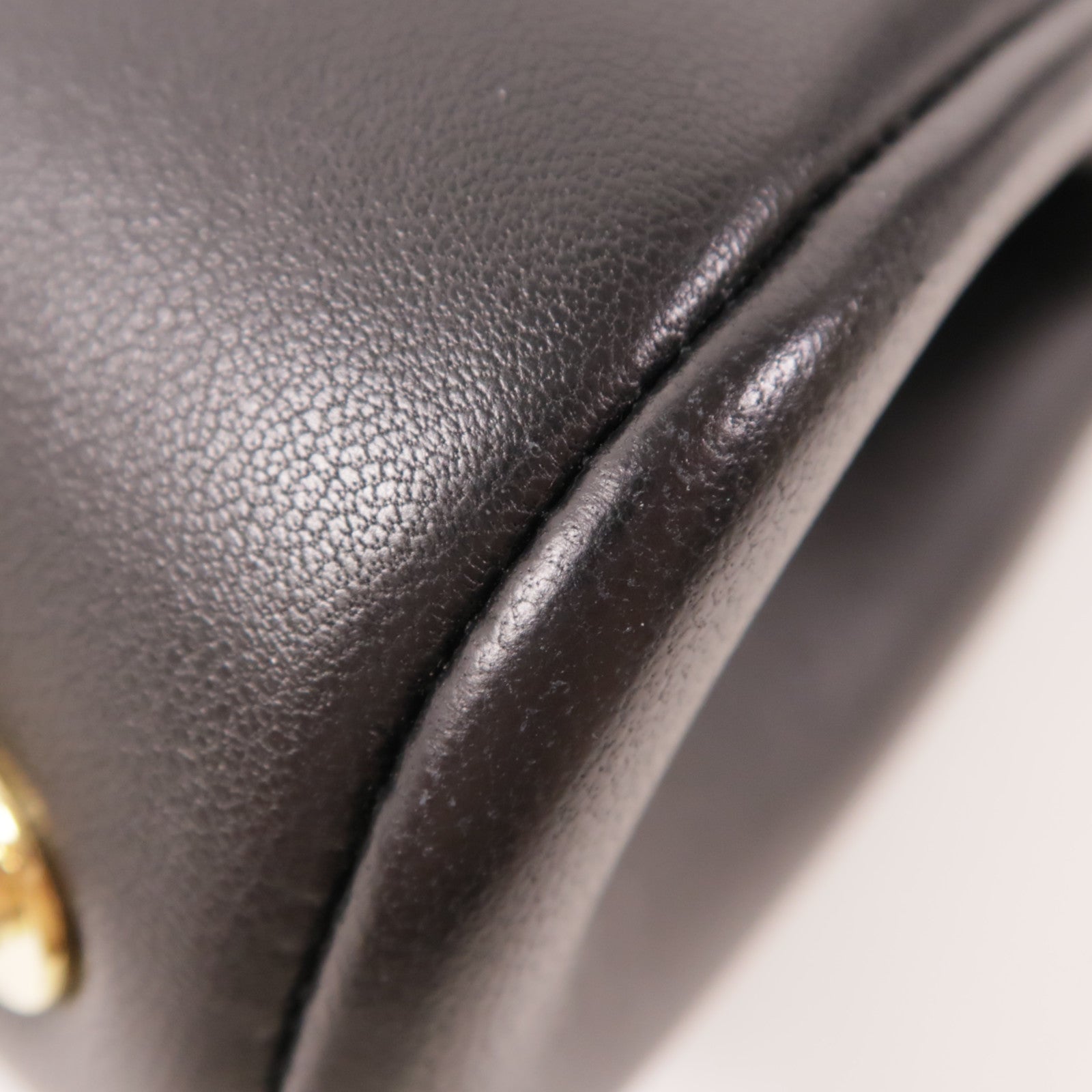 Valentino 牛皮皮革VLogo Signature Bag金扣肩背袋