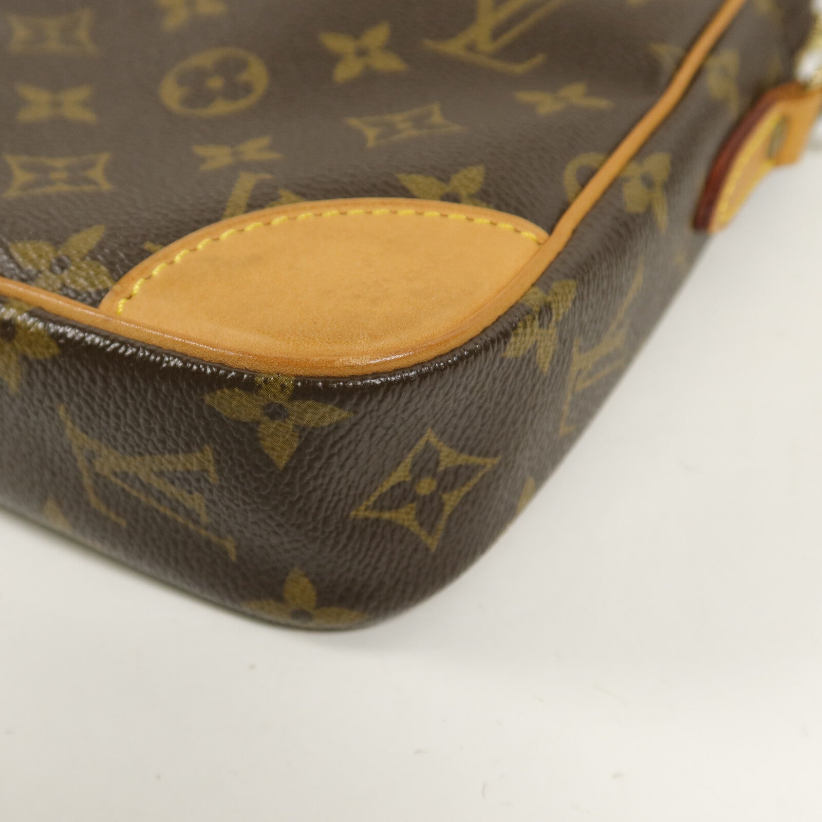 LOUIS VUITTON Monogram Danube肩背袋