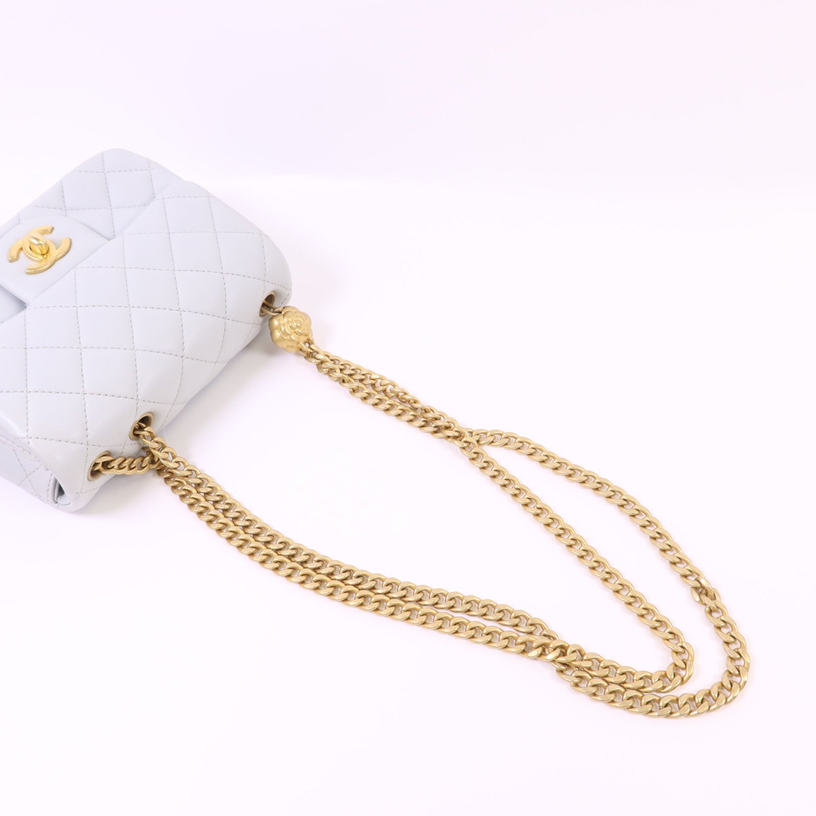 CHANEL 羊皮皮革Classic Camellia金扣鏈帶肩背袋