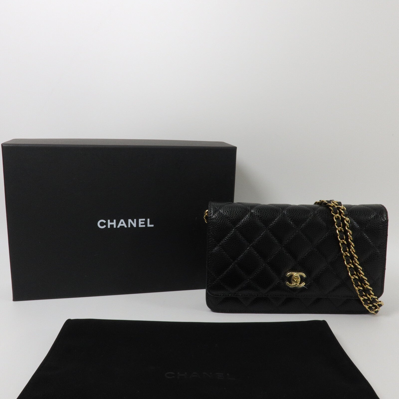 CHANEL 牛皮皮革WOC Wallet On Chain鏈帶肩背袋