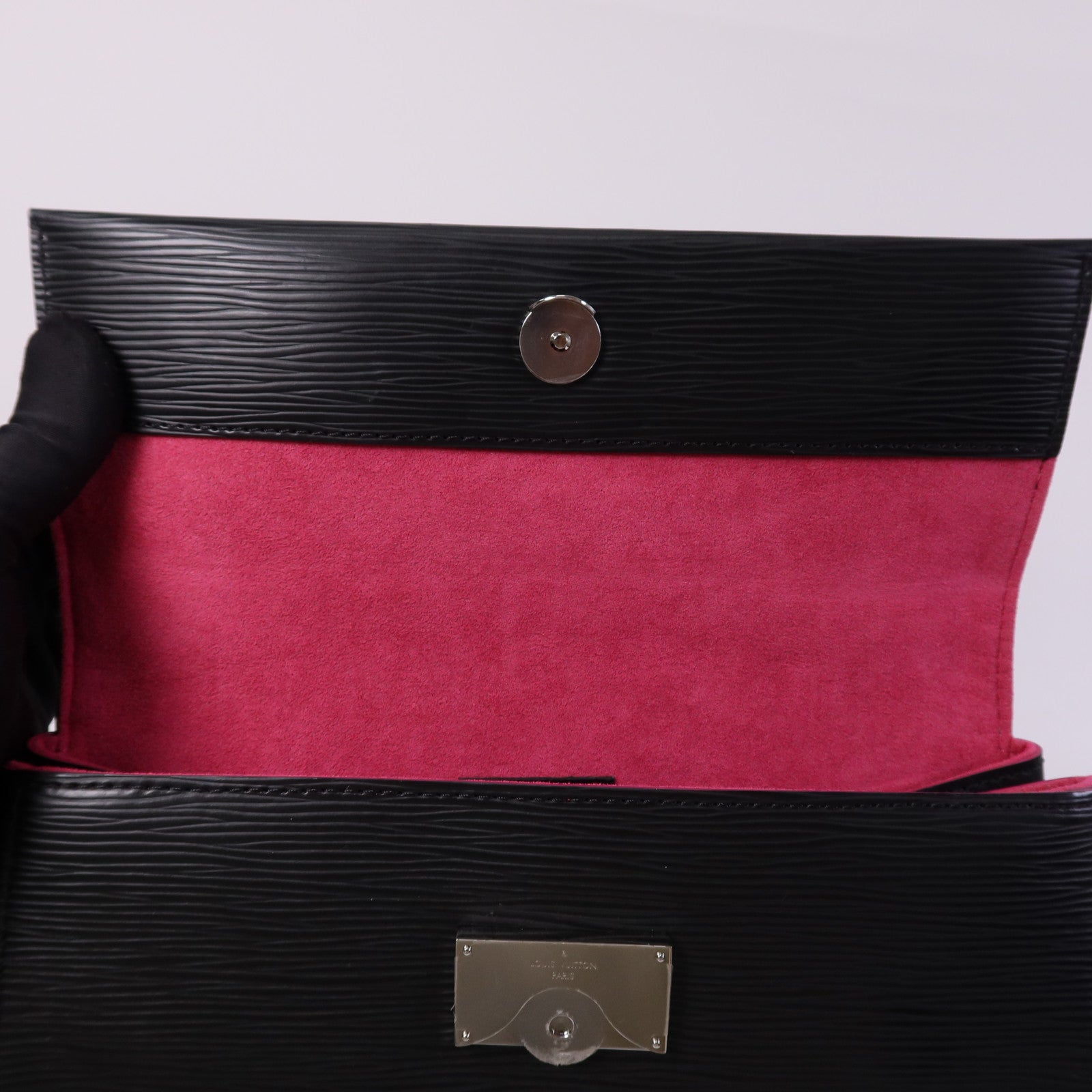 LOUIS VUITTON 【激減優惠】Epi Cluny BB銀扣手挽肩背兩用袋