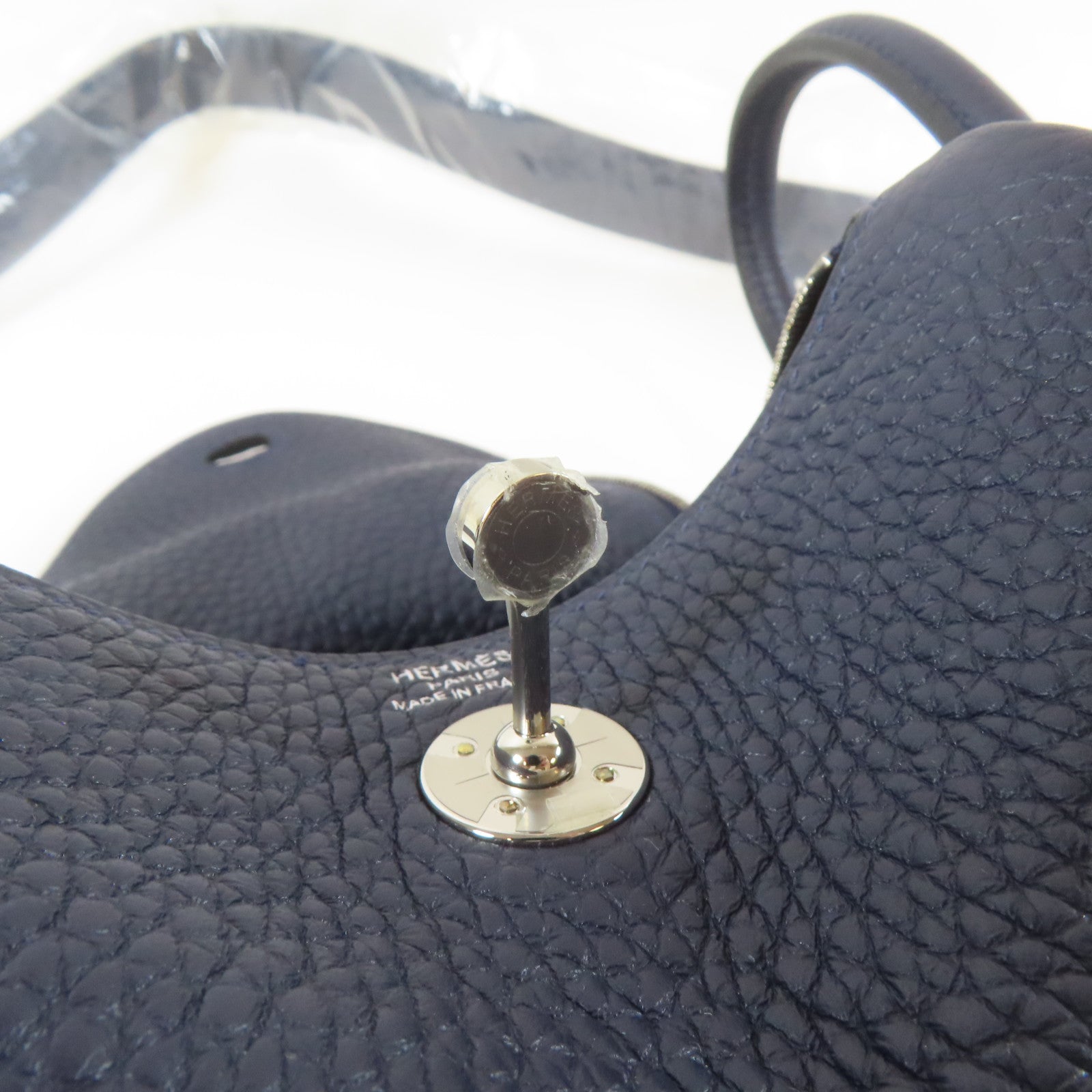 HERMES Clemence皮革Mini Lindy銀扣肩背袋深夜藍