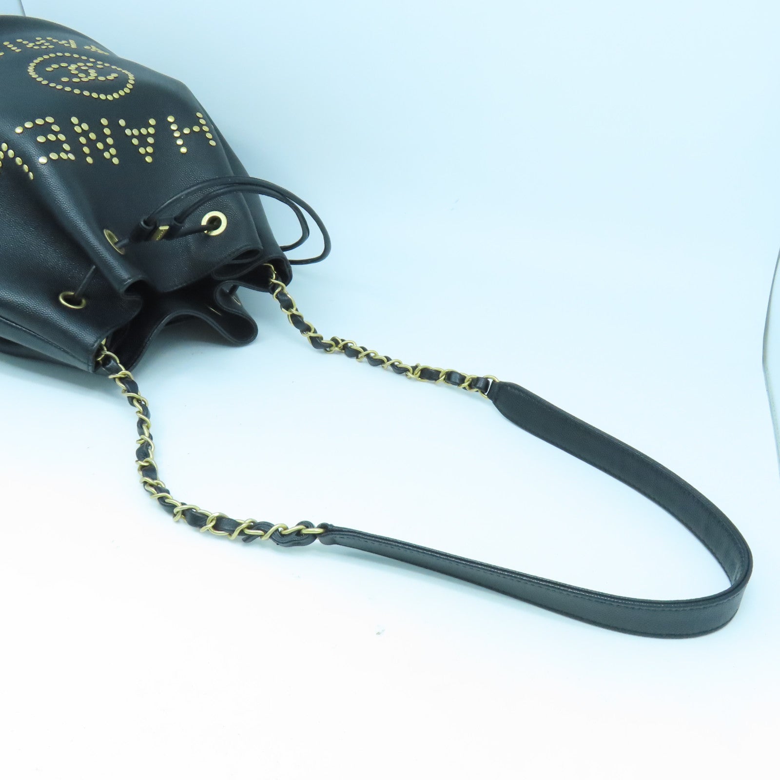 CHANEL 【激減優惠】牛皮皮革Bucket Bag金扣鏈帶肩背袋黑色
