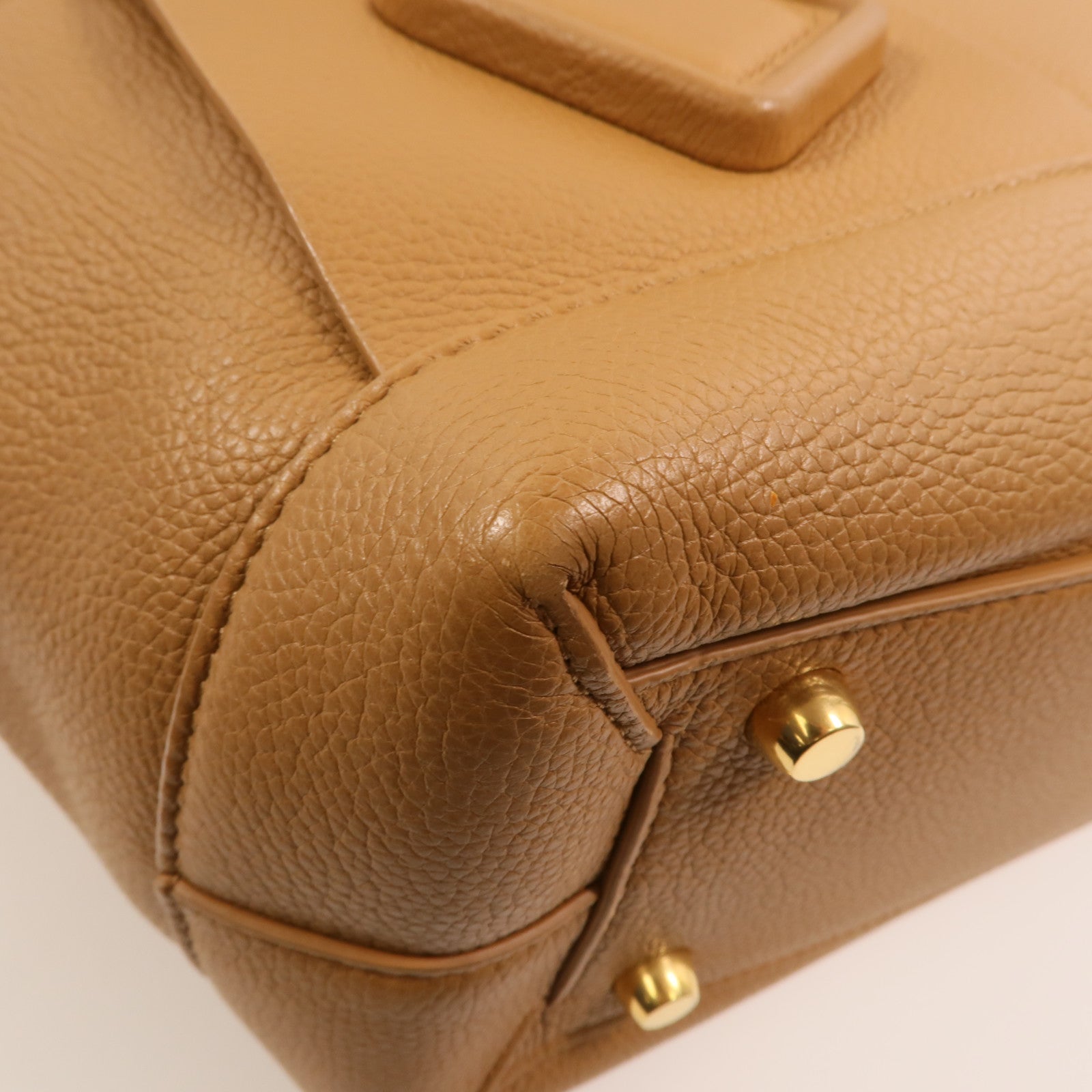 BOTTEGA VENETA 牛皮皮革Arco Tote Bag金扣手挽袋