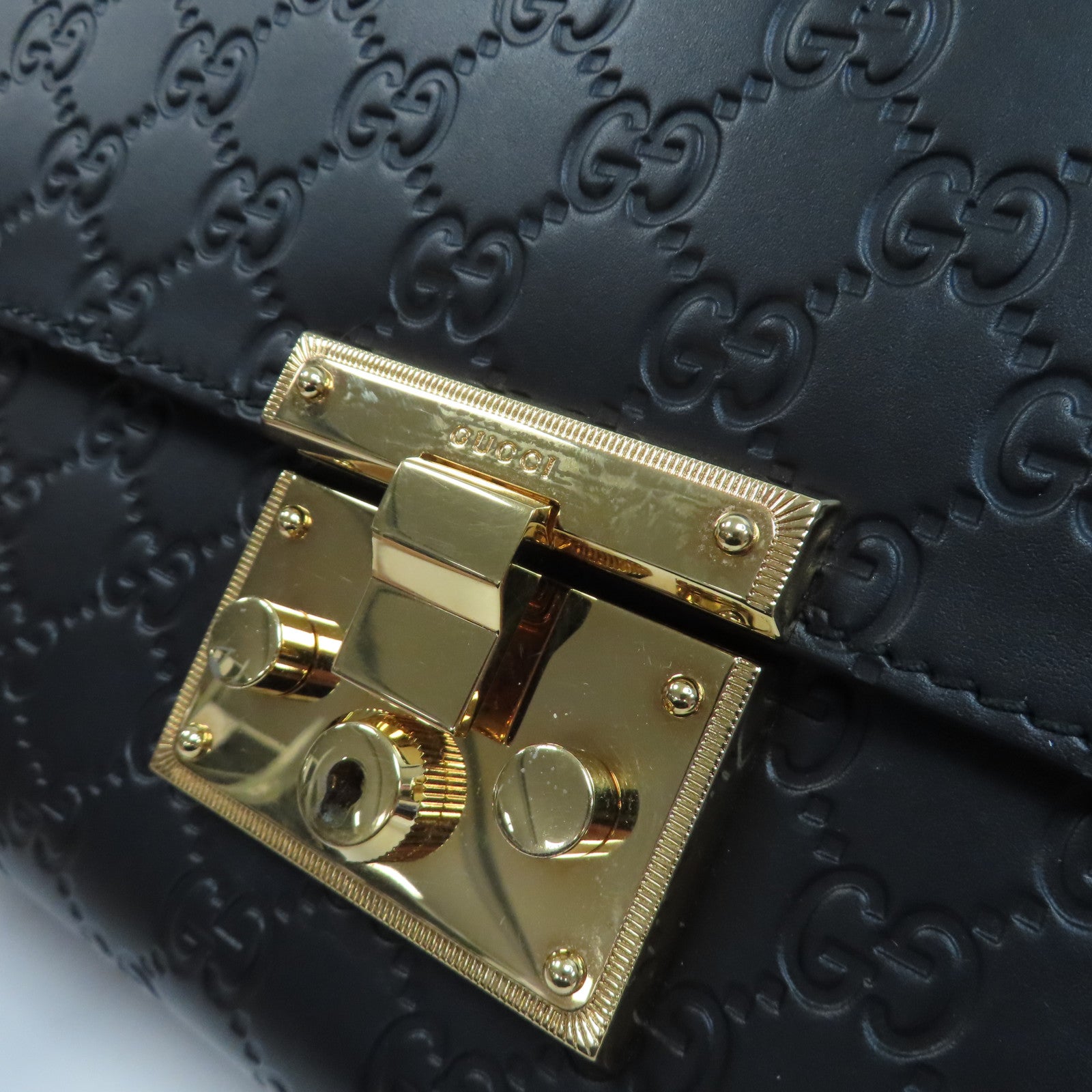 GUCCI 牛皮皮革Shoulder Bag金扣鏈帶肩背袋黑色