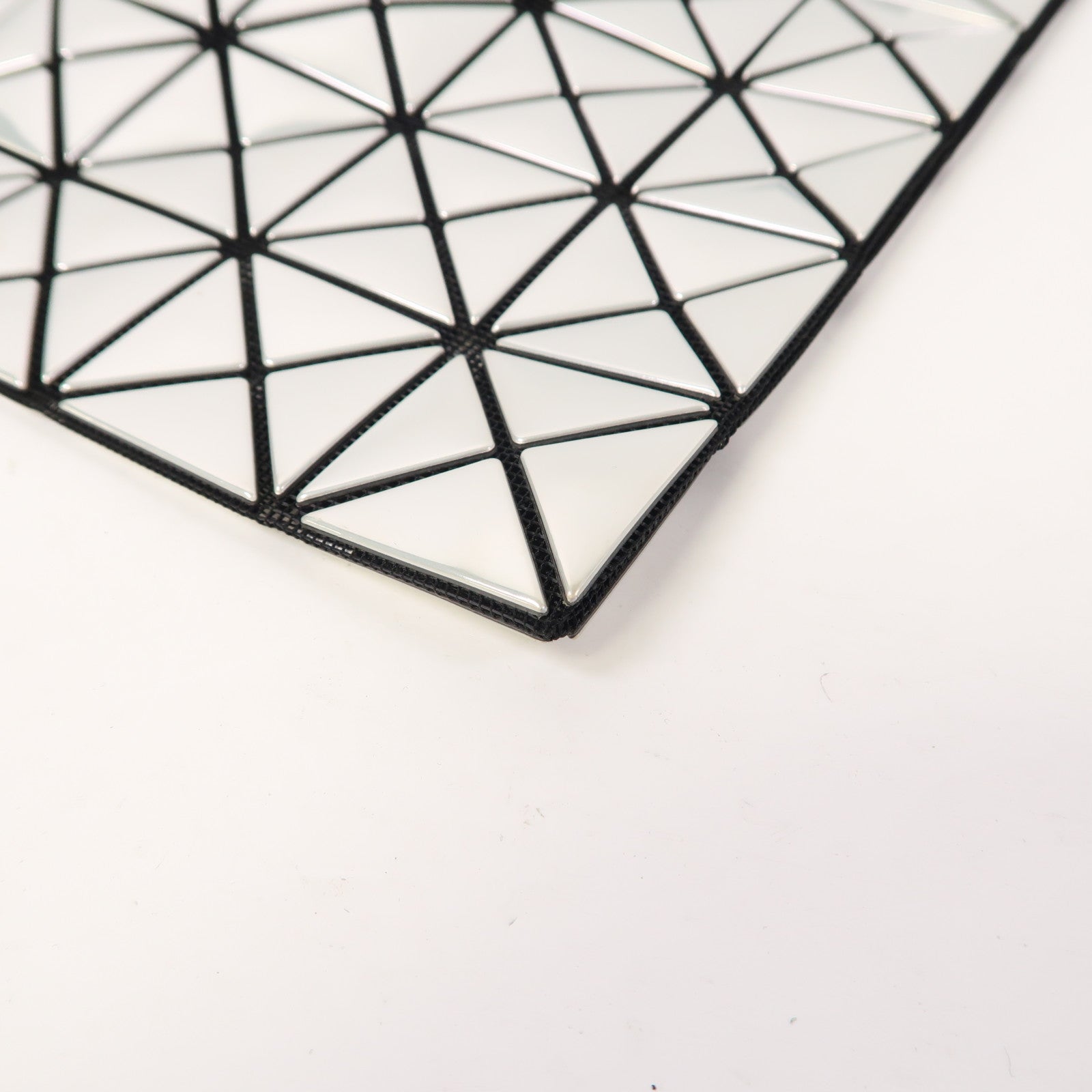 ISSEY MIYAKE PVC Bao Bao銀扣手挽袋銀色