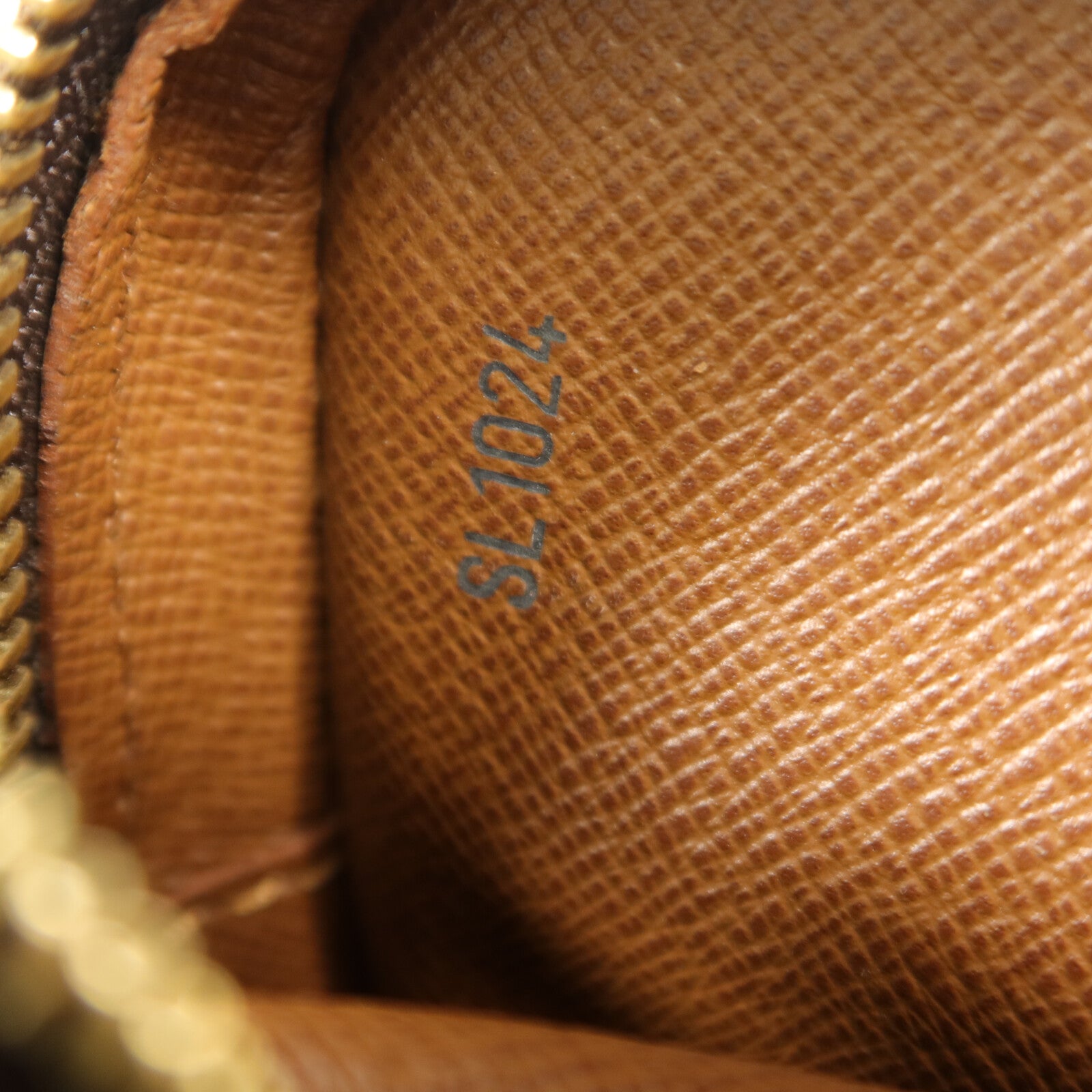 LOUIS VUITTON Monogram Danube肩背袋