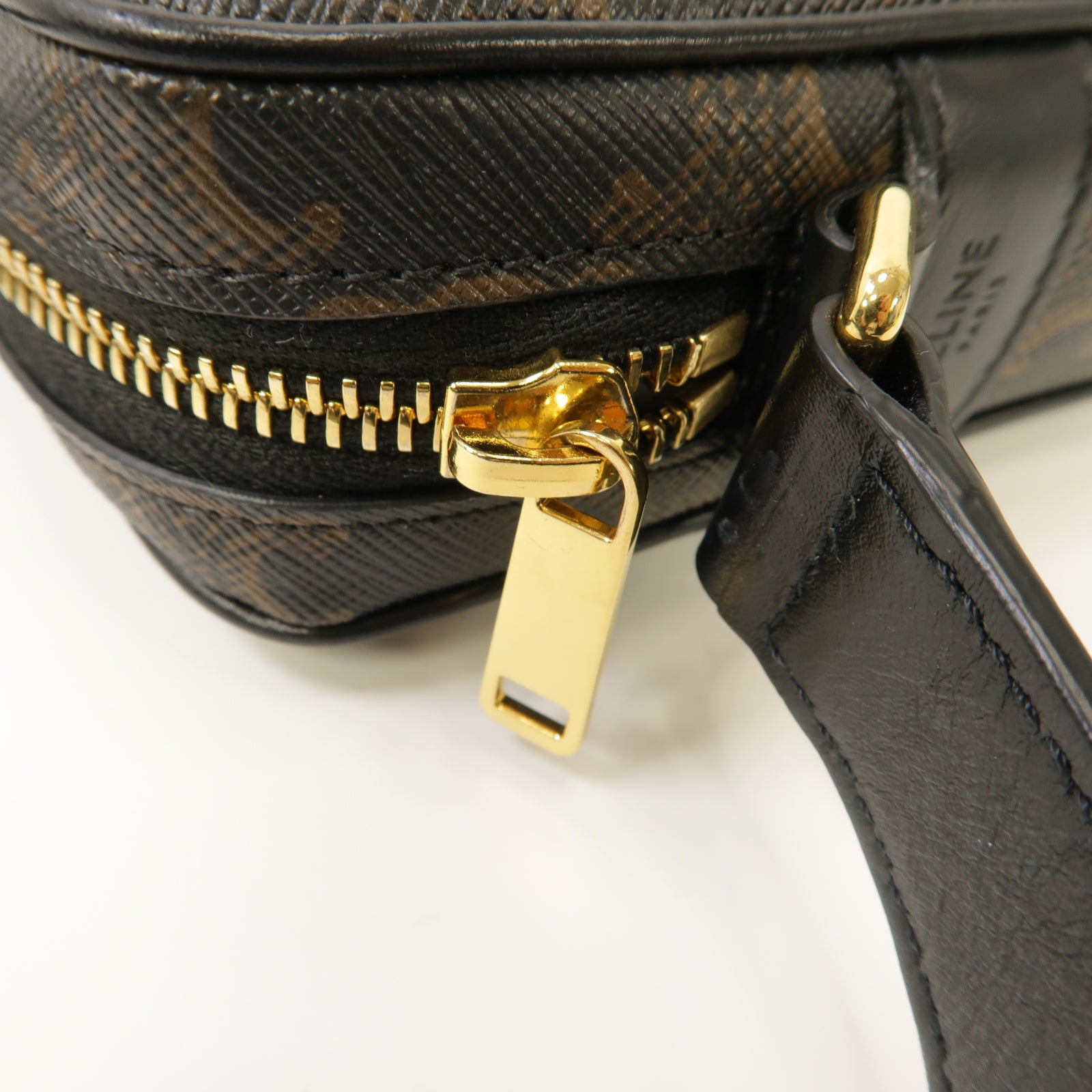 CELINE 塗層帆布Medium Messenger Bag金扣肩背袋棕色