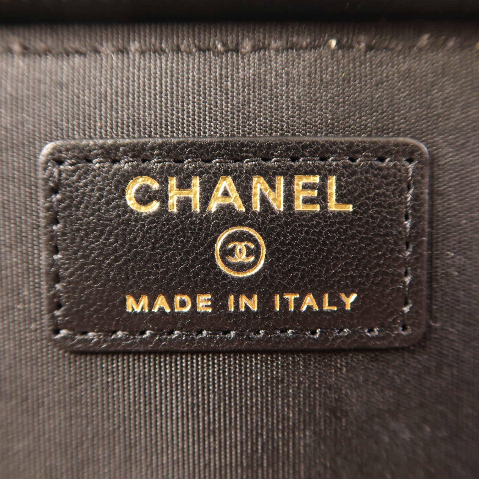 CHANEL 酒椰Vanity Case金扣鏈帶肩背袋