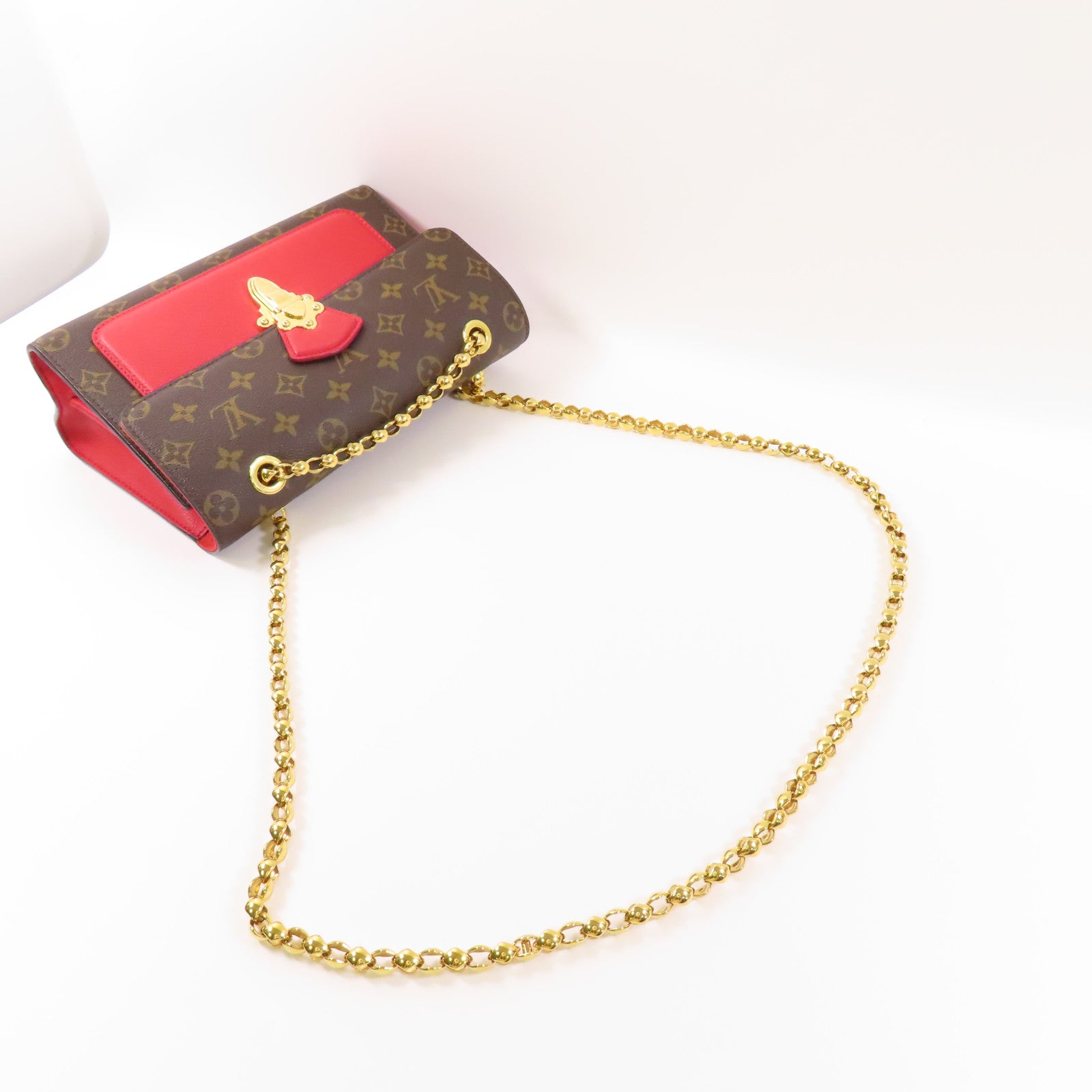 LOUIS VUITTON Monogram Victoire金扣鏈帶肩背袋