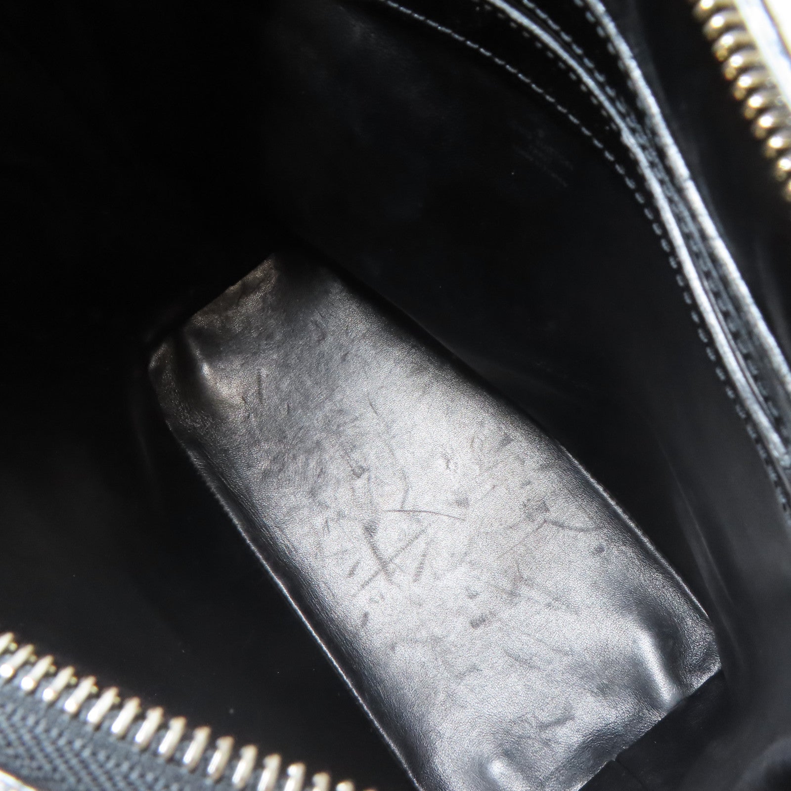 LOUIS VUITTON 【激減優惠】Monogram Fascination Lock It BB Bouclette銀扣手挽袋黑色