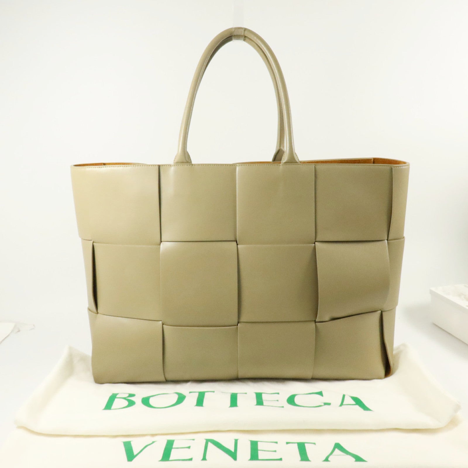 BOTTEGA VENETA 織紋皮革Acro Large Tote肩背袋