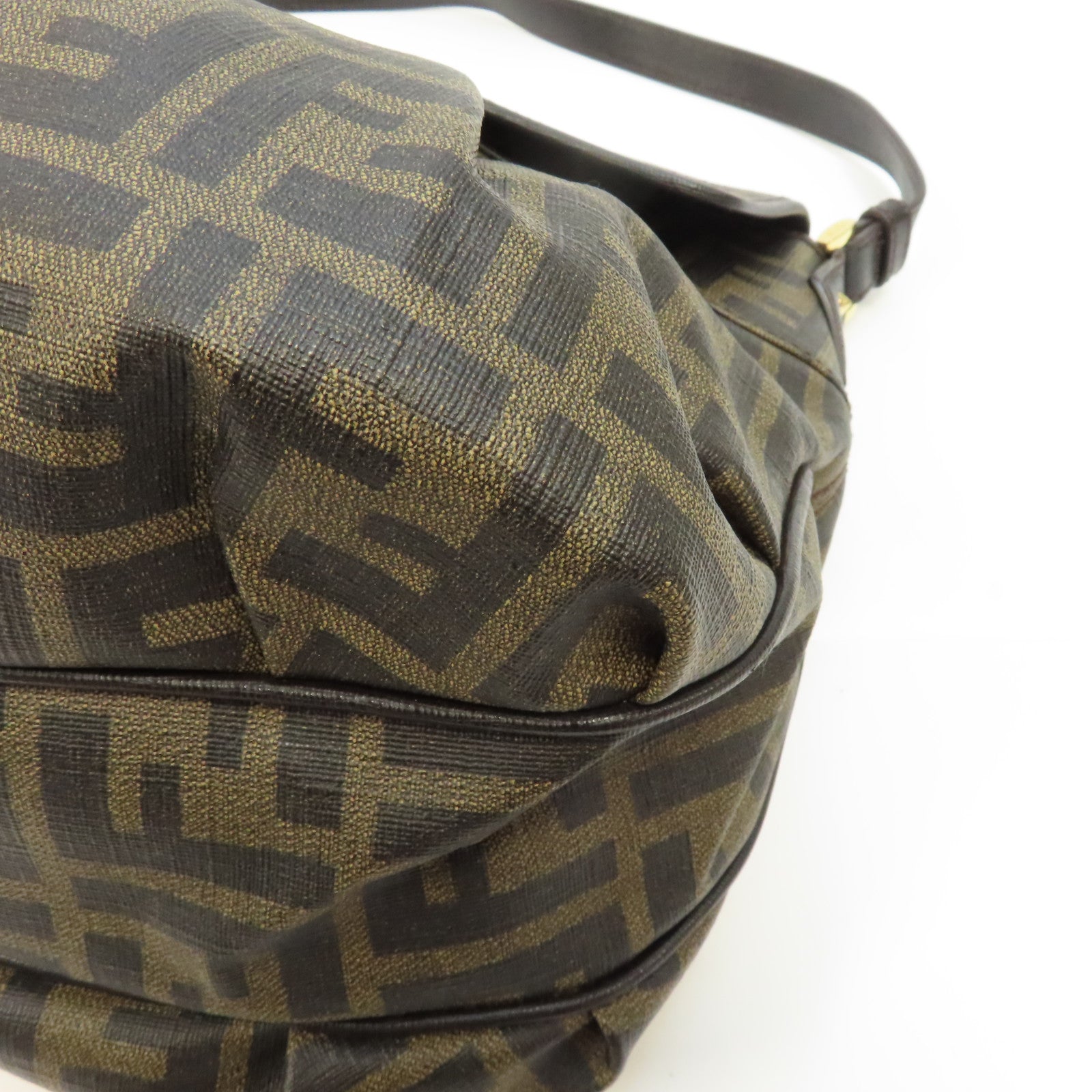 FENDI 帆布Zucca金扣肩背袋啡色