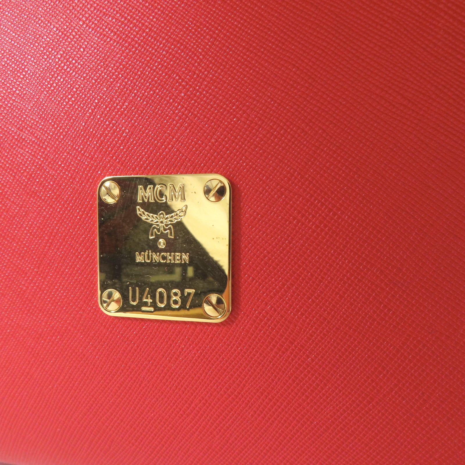 MCM 牛皮皮革Boston Bag金扣手挽袋