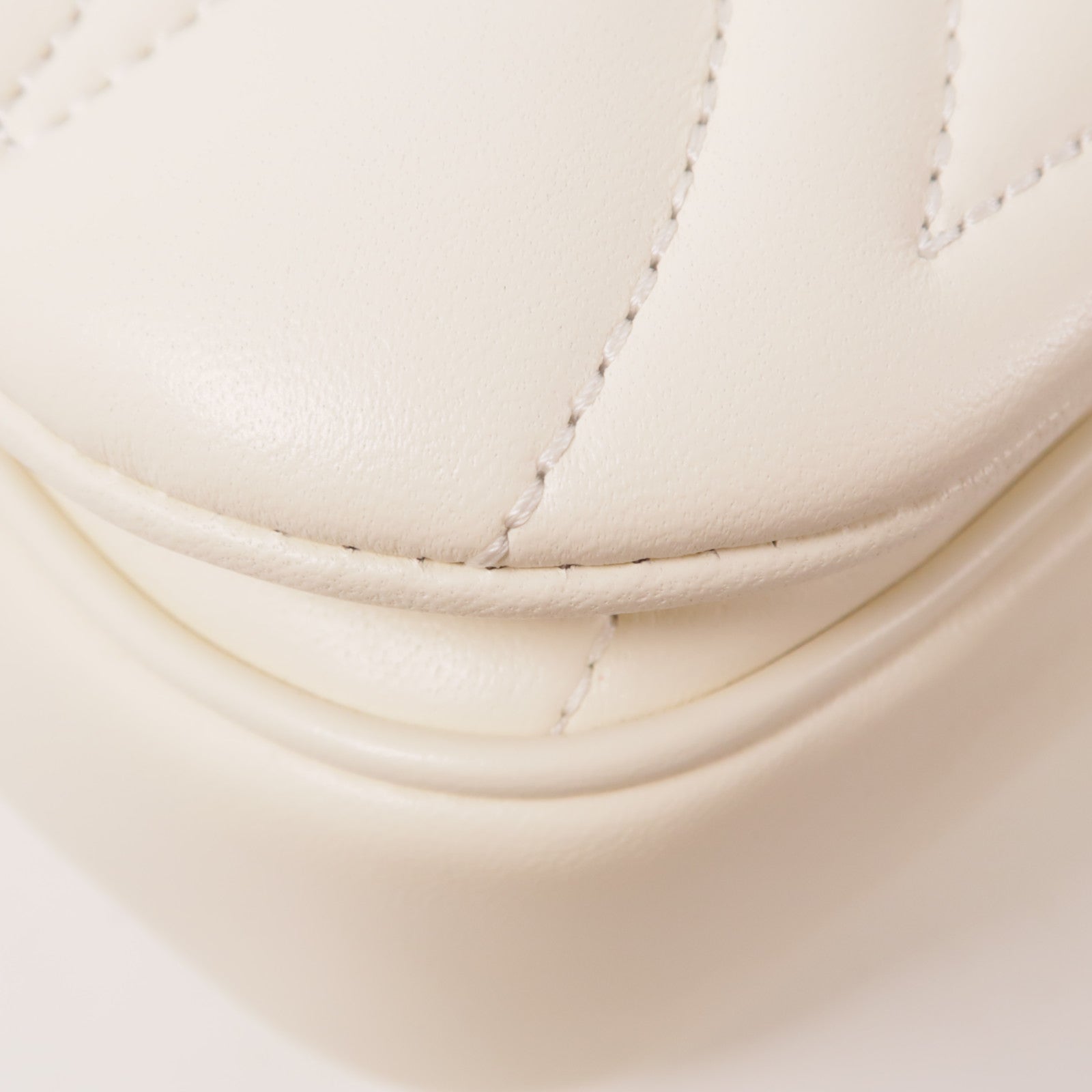 SELECTION GHW Shoulder Bag 7557031BLE19210 Lambskin Leather White