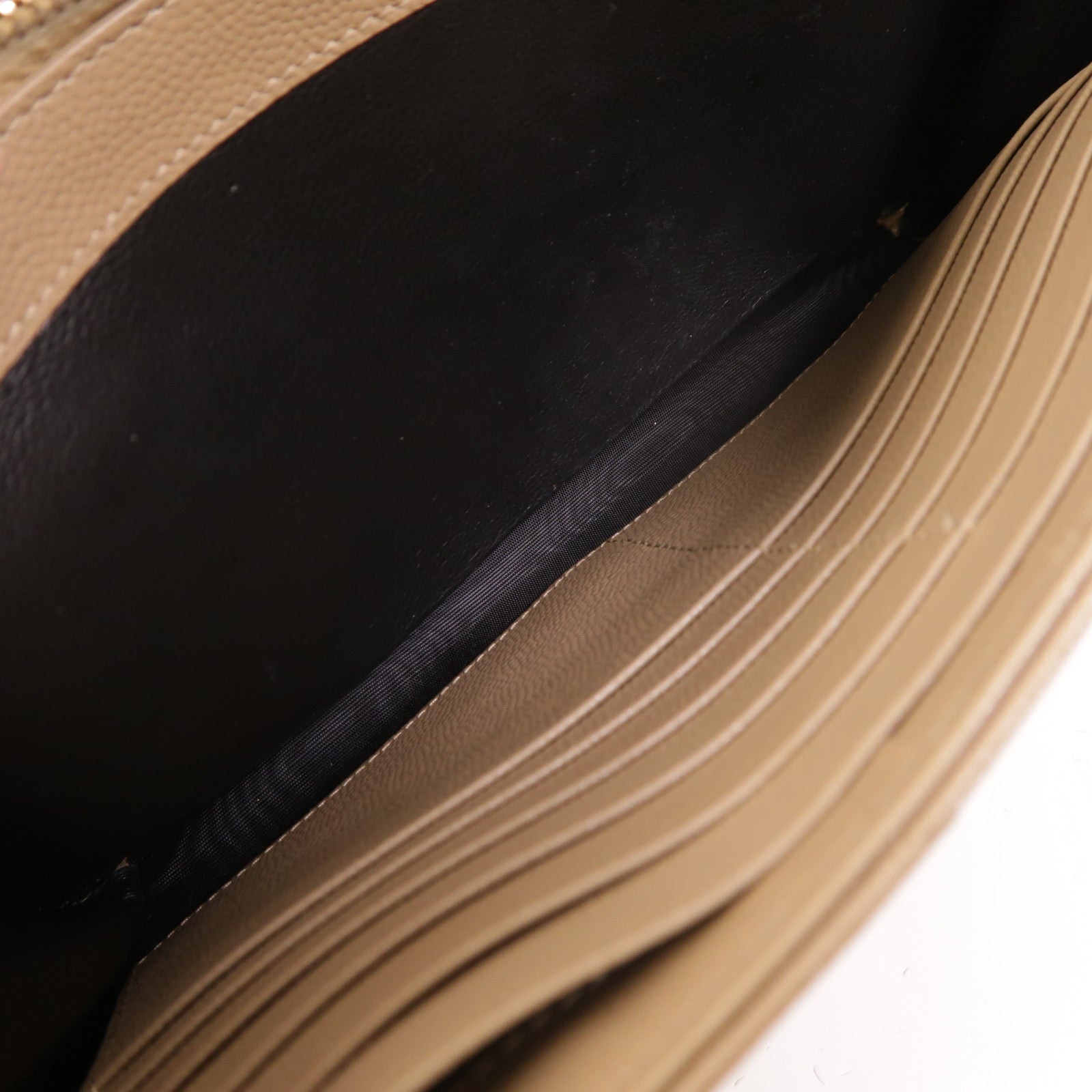 SAINT LAURENT 牛皮皮革Cassandre Envelope鏈帶肩背袋