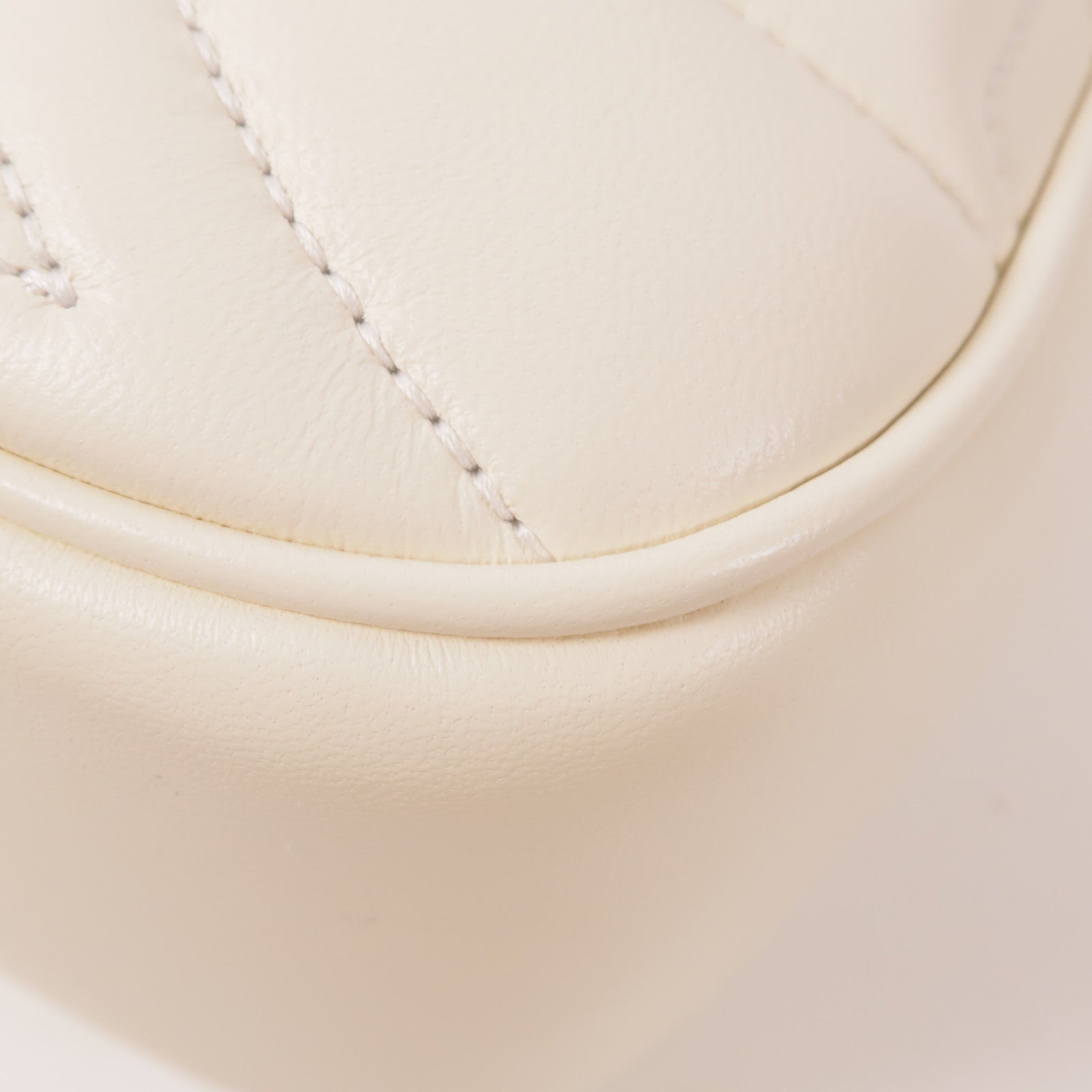 SELECTION GHW Shoulder Bag 7557031BLE19210 Lambskin Leather White