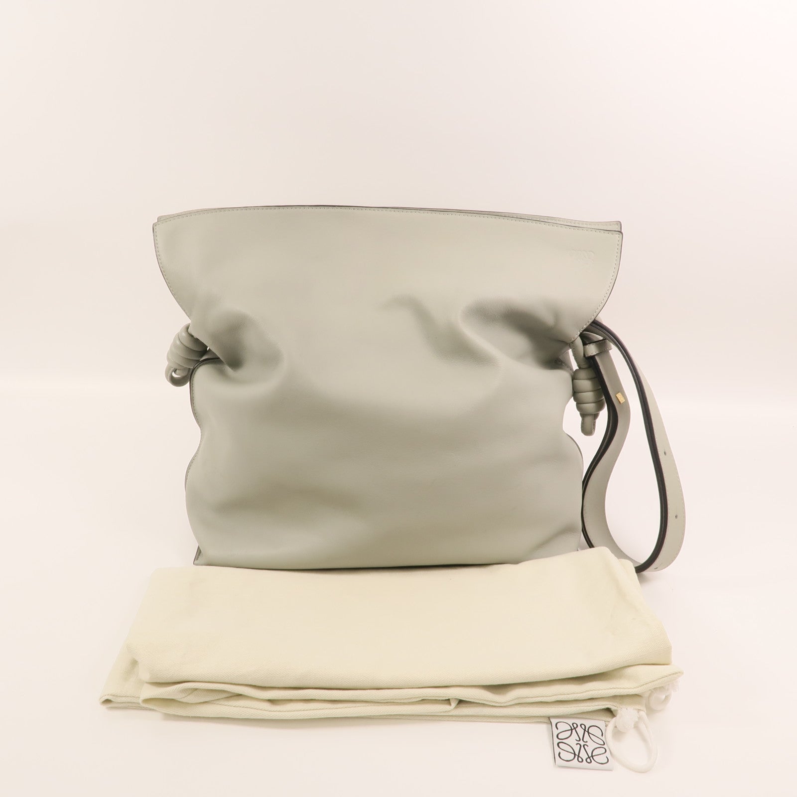 LOEWE 牛皮皮革Medium Flamenco金扣肩背袋