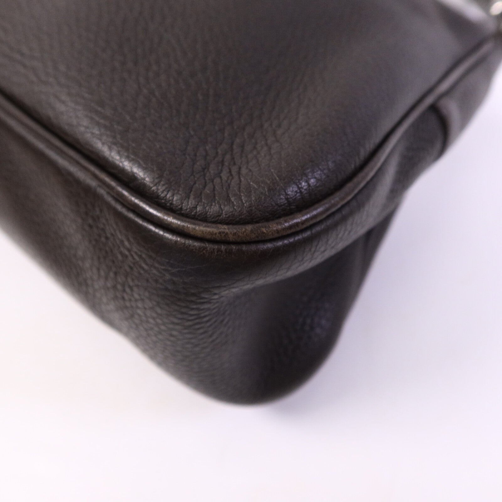 PRADA 牛皮皮革Shoulder Bag銀扣肩背袋