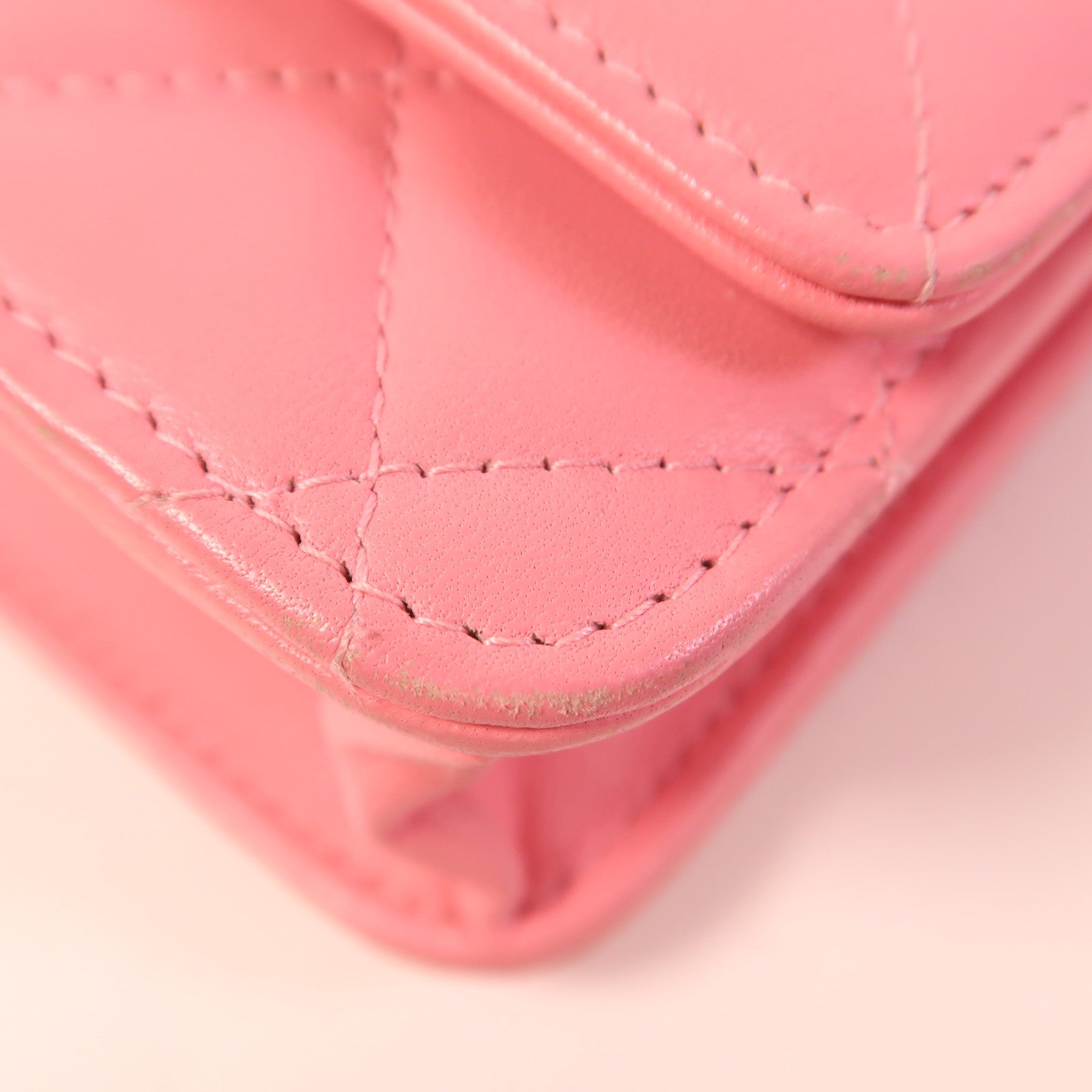 CHANEL 羊皮皮革WOC Wallet On Chain金扣鏈帶肩背袋