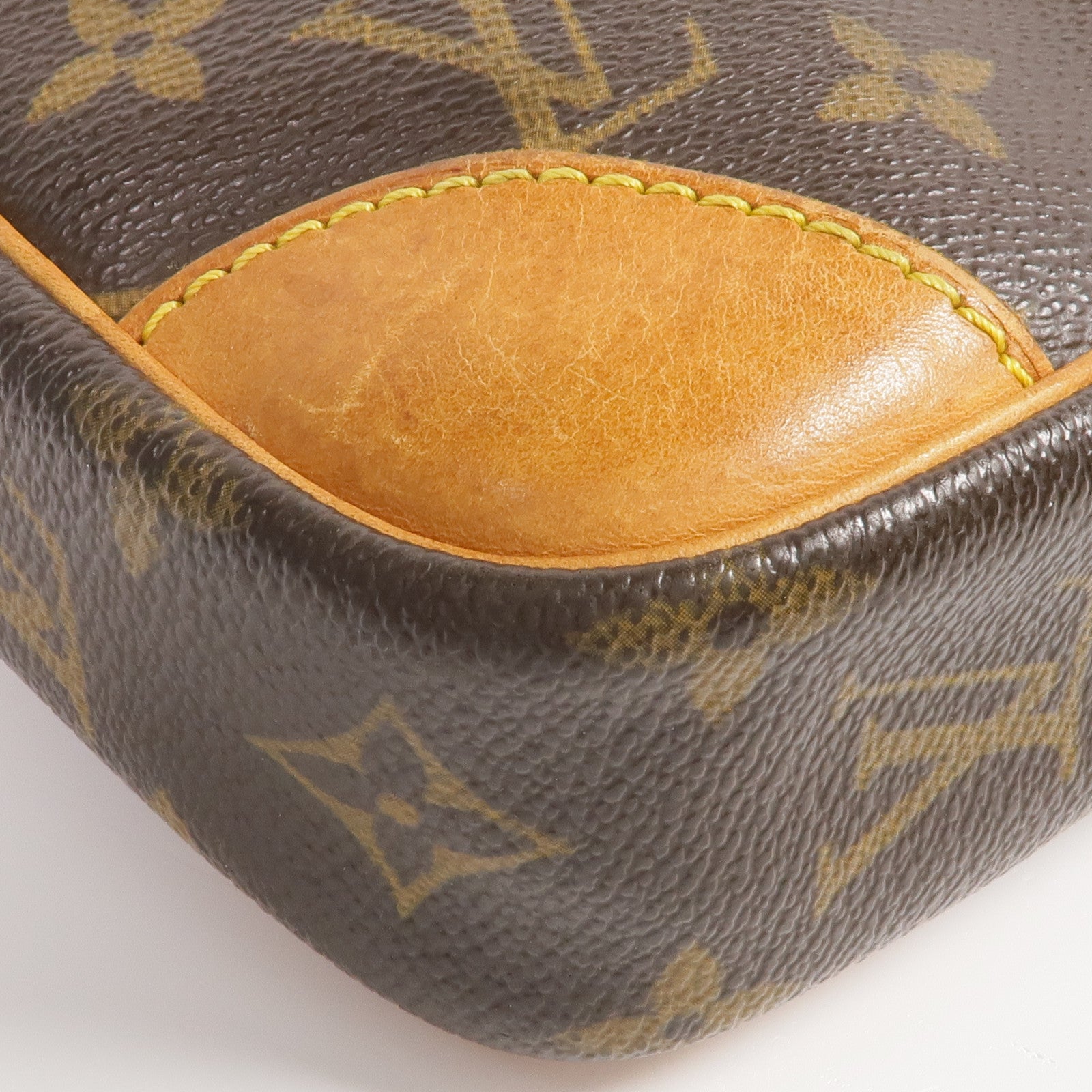 LOUIS VUITTON Monogram Danube金扣肩背袋